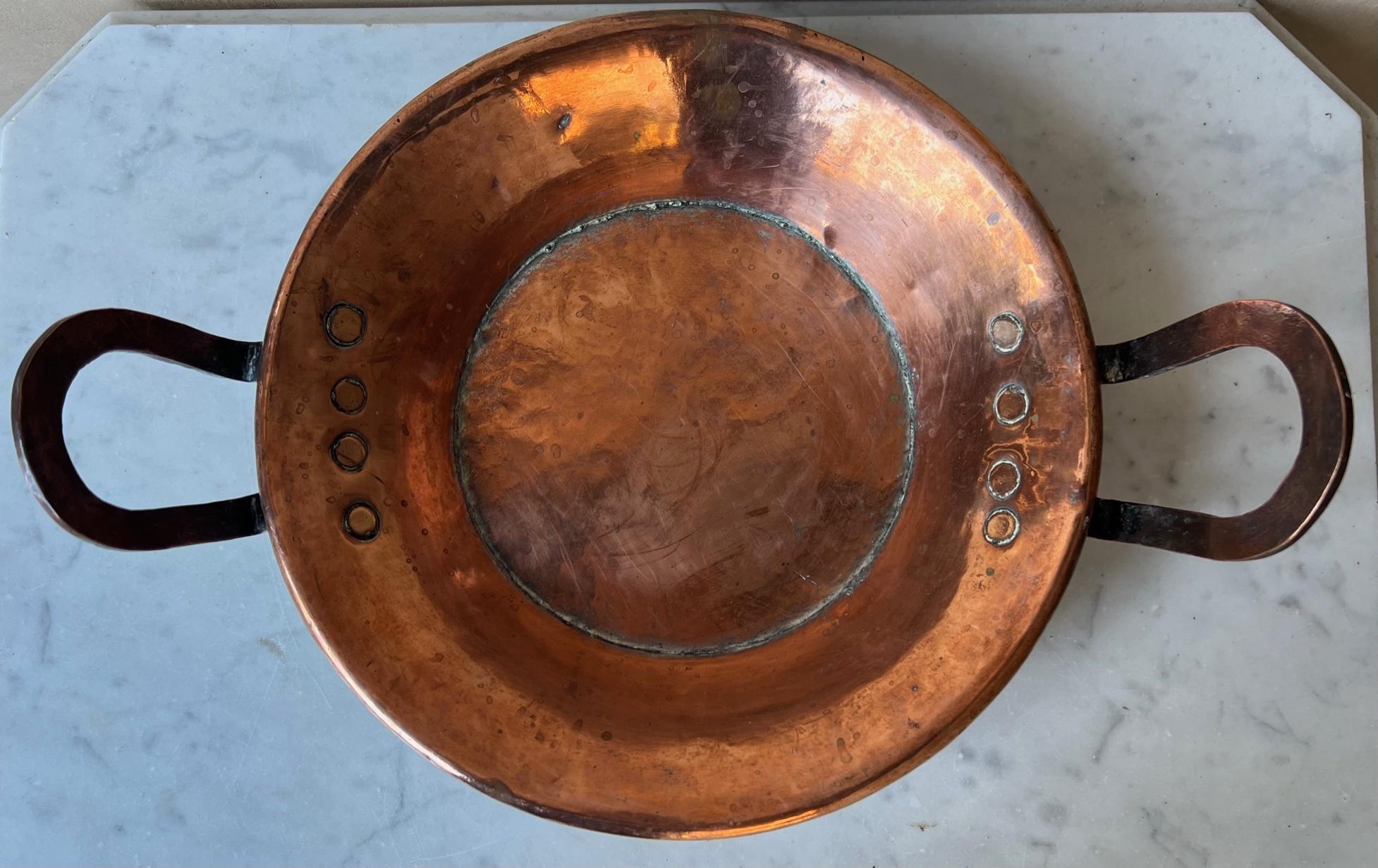 19th Century Handmade French Copper Pot and Lid 9