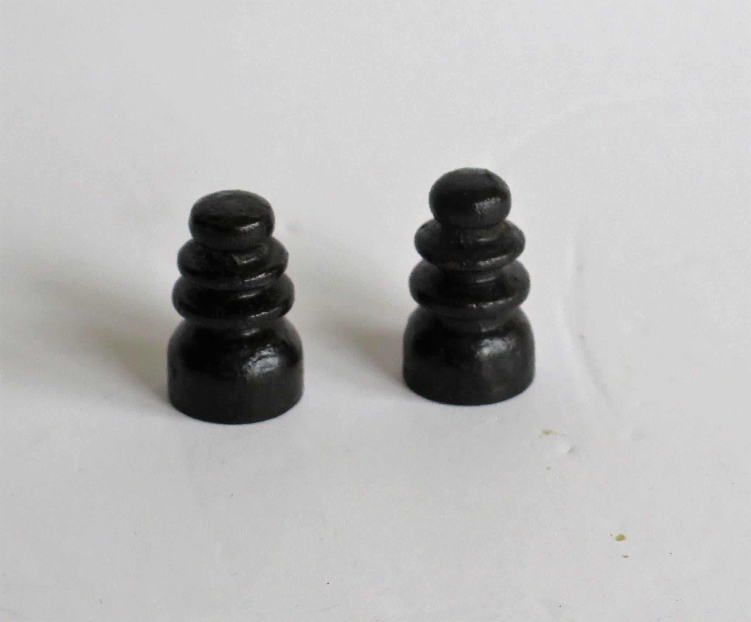 19th Century Handmade Hardwood Chess Set in St. George or Old English Pattern 3