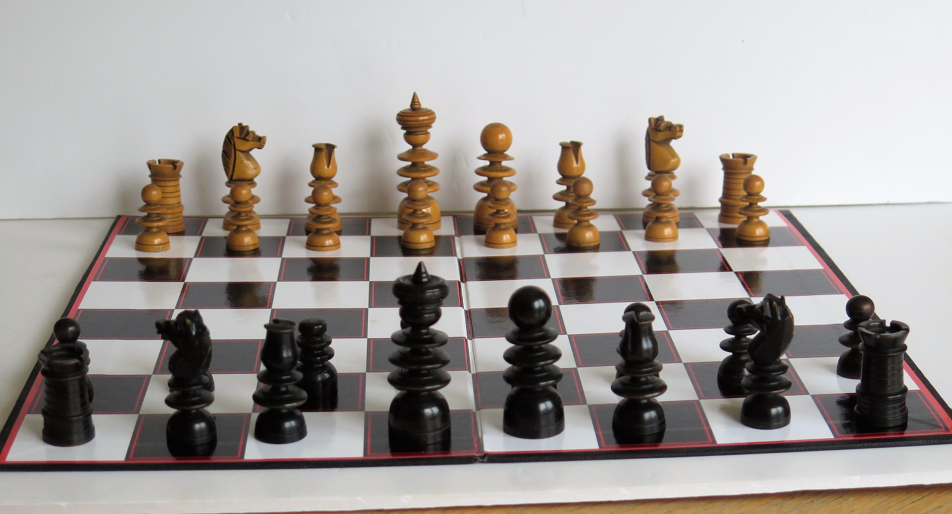 19th Century Handmade Hardwood Chess Set in St. George or Old English Pattern 8