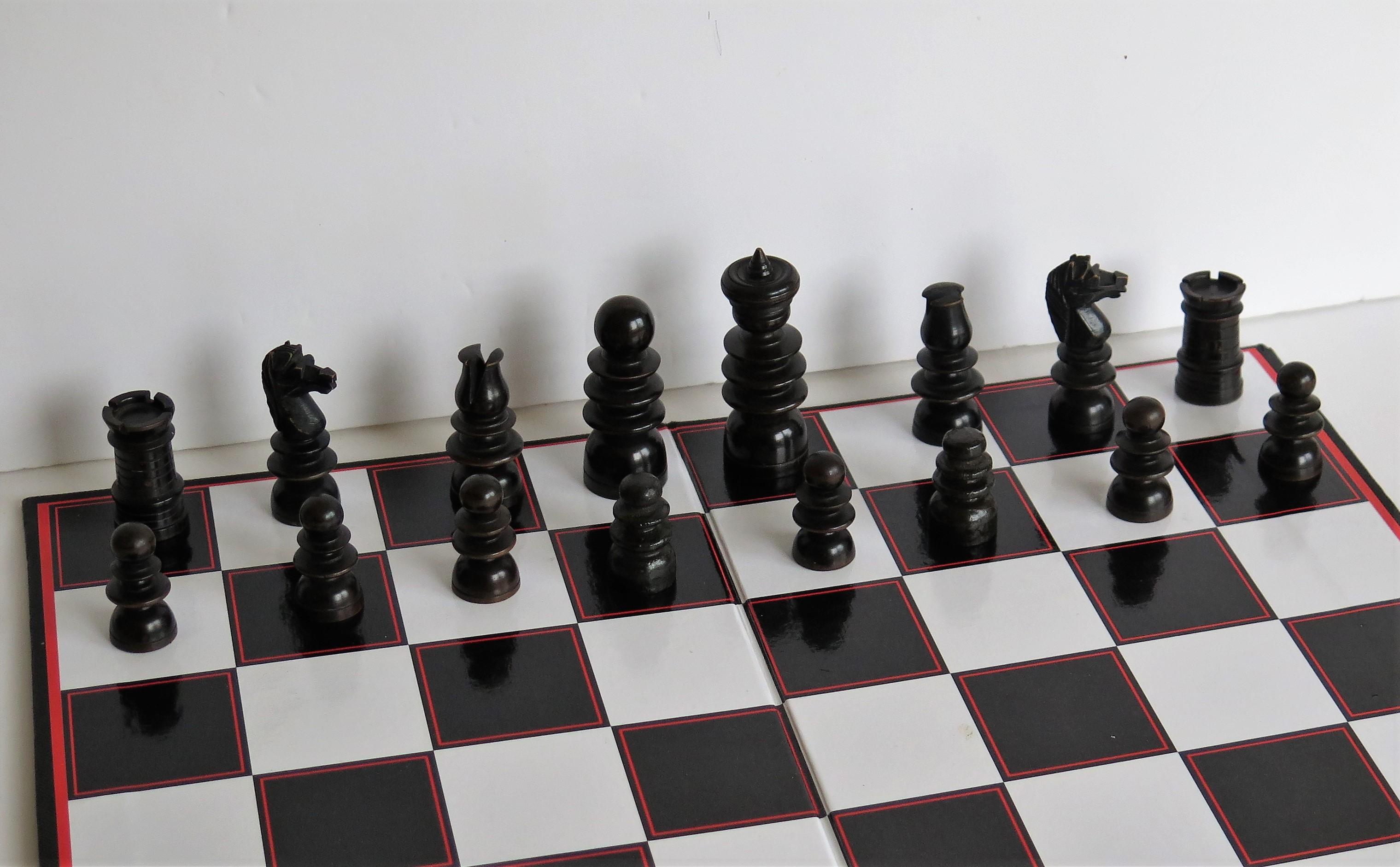 19th Century Handmade Hardwood Chess Set in St. George or Old English Pattern 10