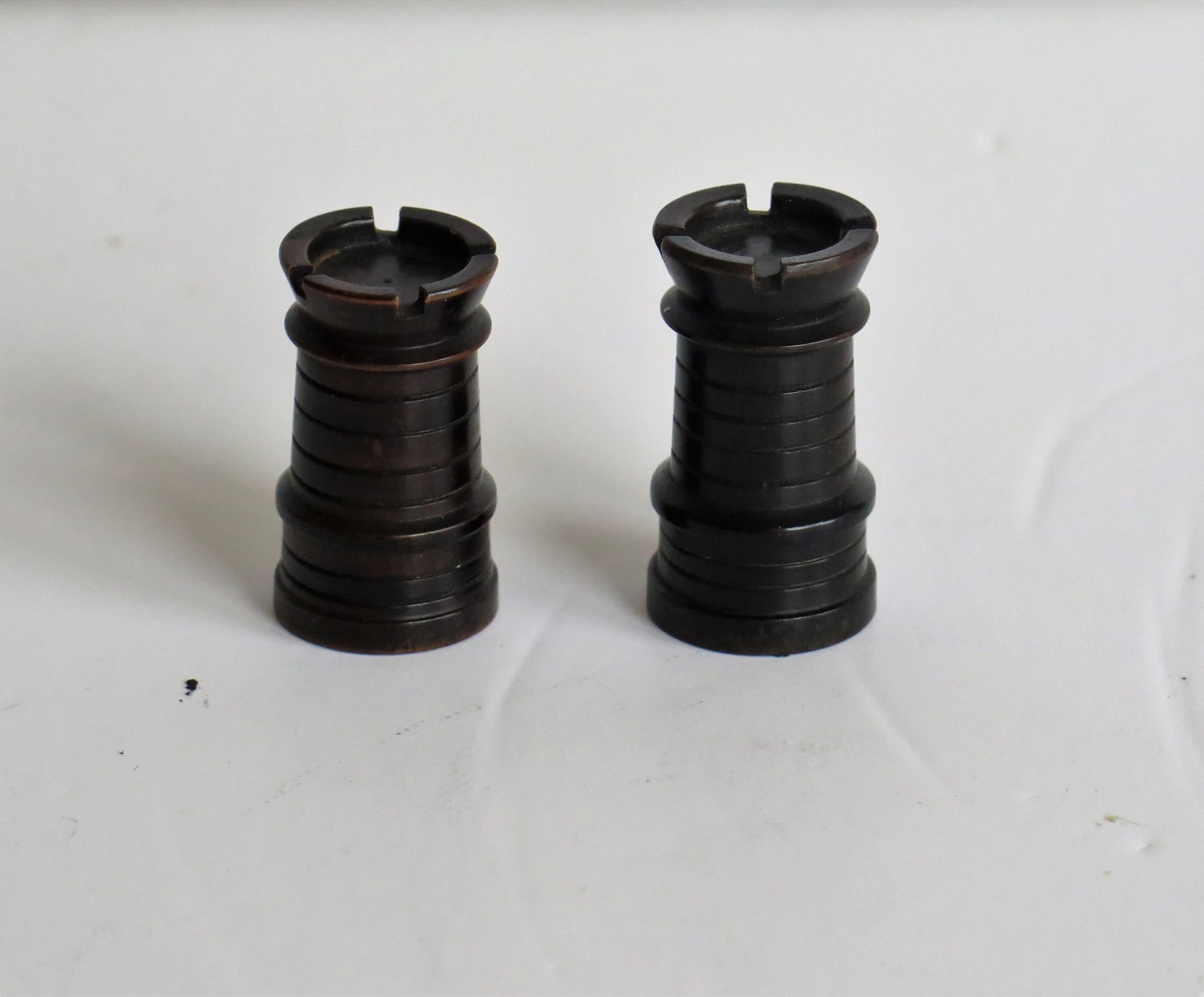 British 19th Century Handmade Hardwood Chess Set in St. George or Old English Pattern