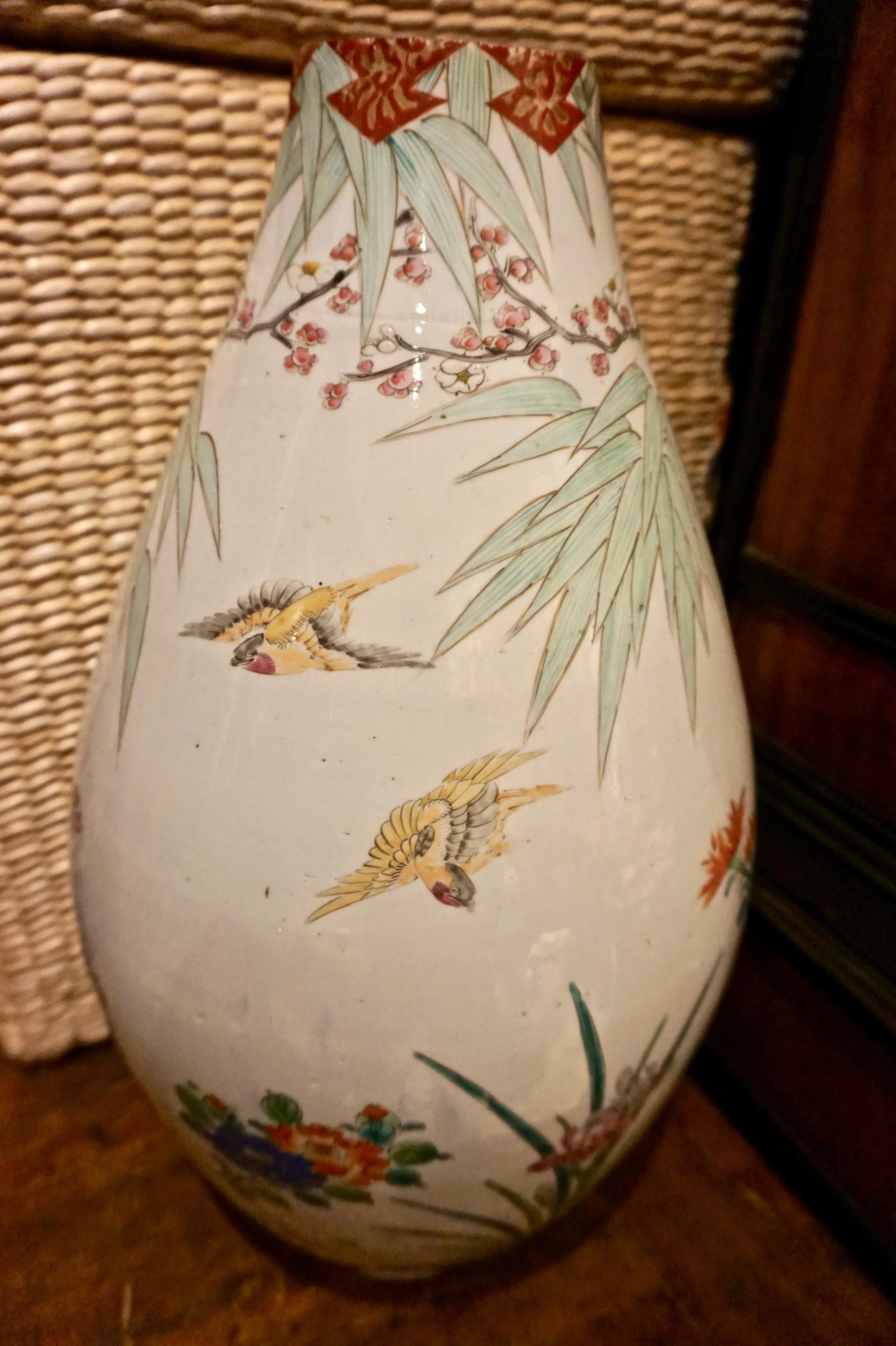 19th Century Handmade Large Japanese Conical Vase with Cranes and Foliage 3
