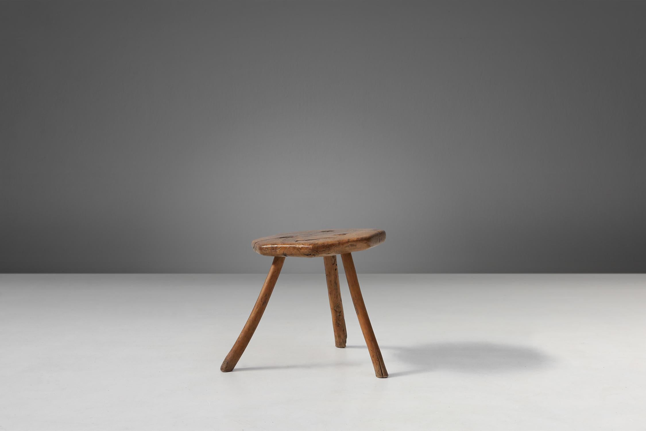 19th century handmade stool For Sale 4