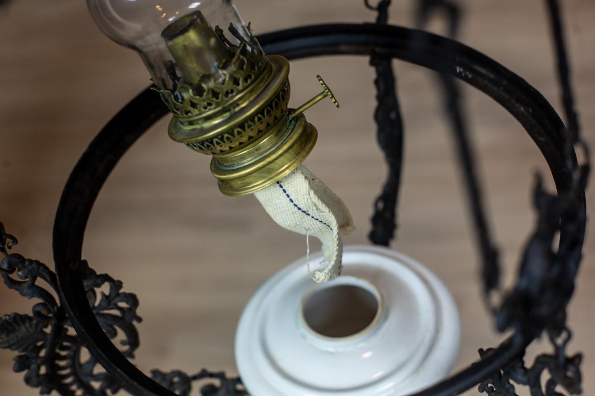 19th Century Hanging Kerosene Lamp 7