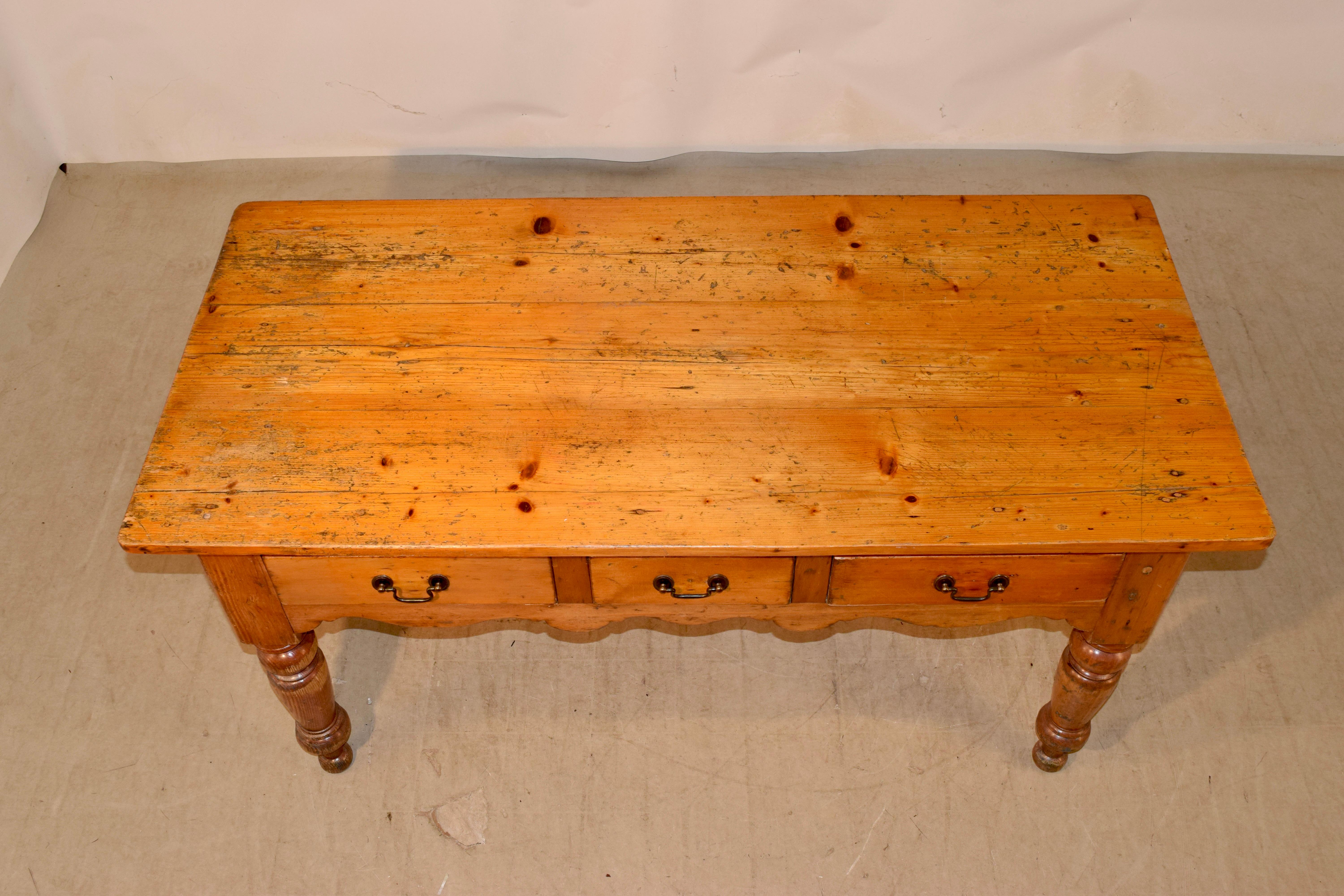 19th Century Harvest Table For Sale 1
