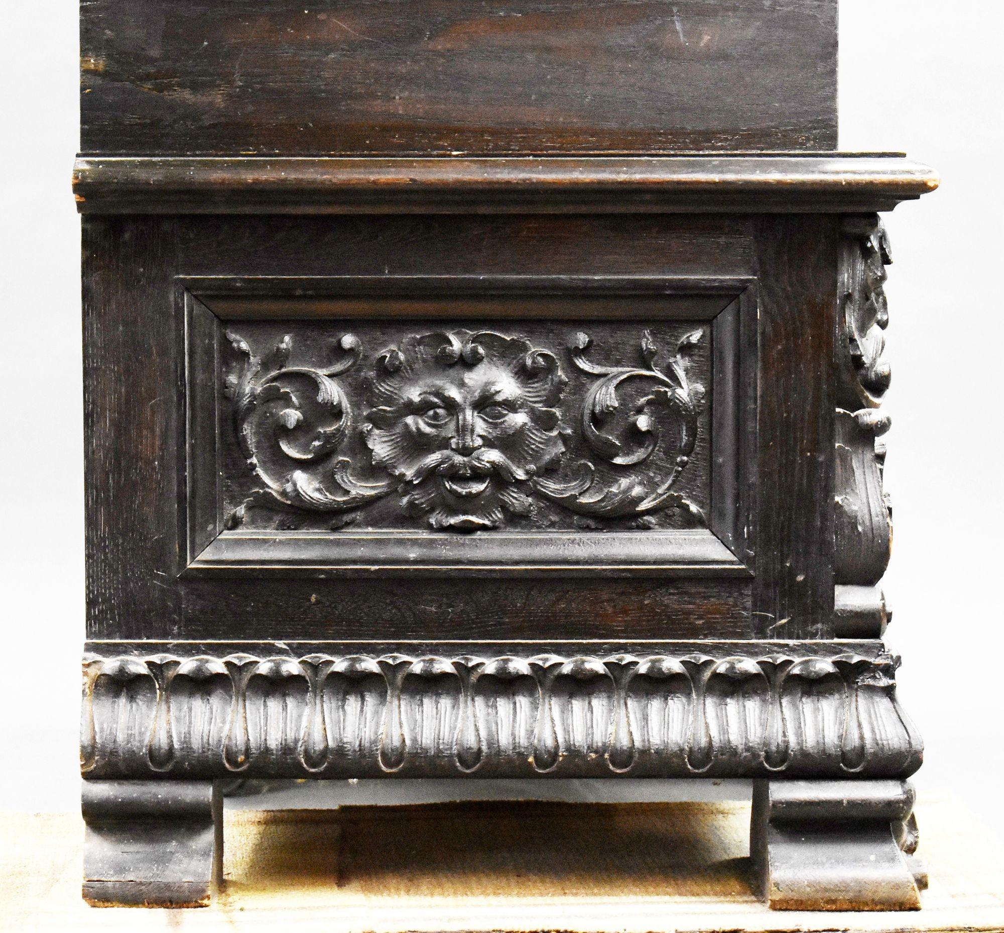 19th Century Heavil Carved Oak Settle For Sale 12