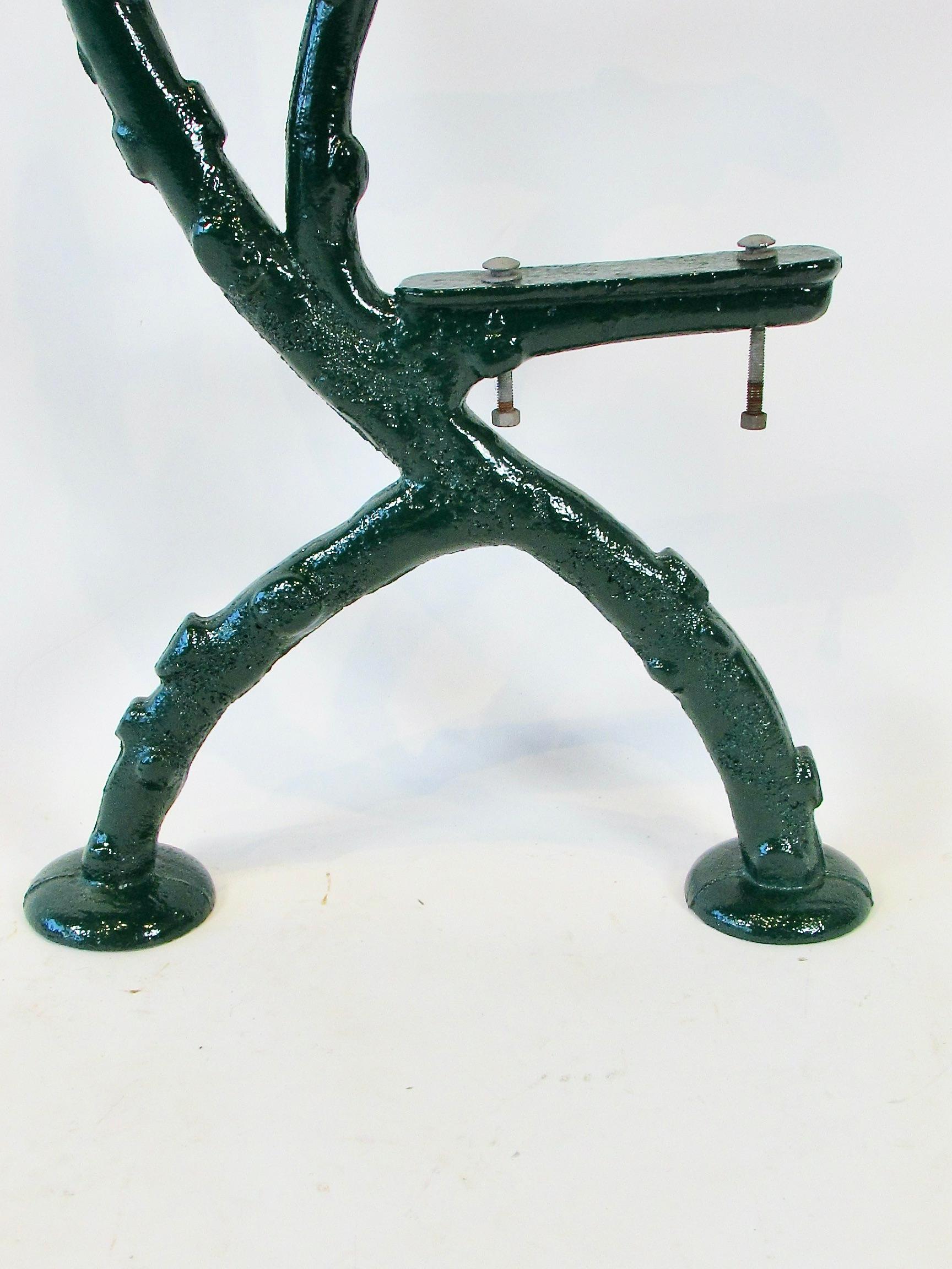 19th century heavy cast iron faux bois bench frames in hunter green finish For Sale 4