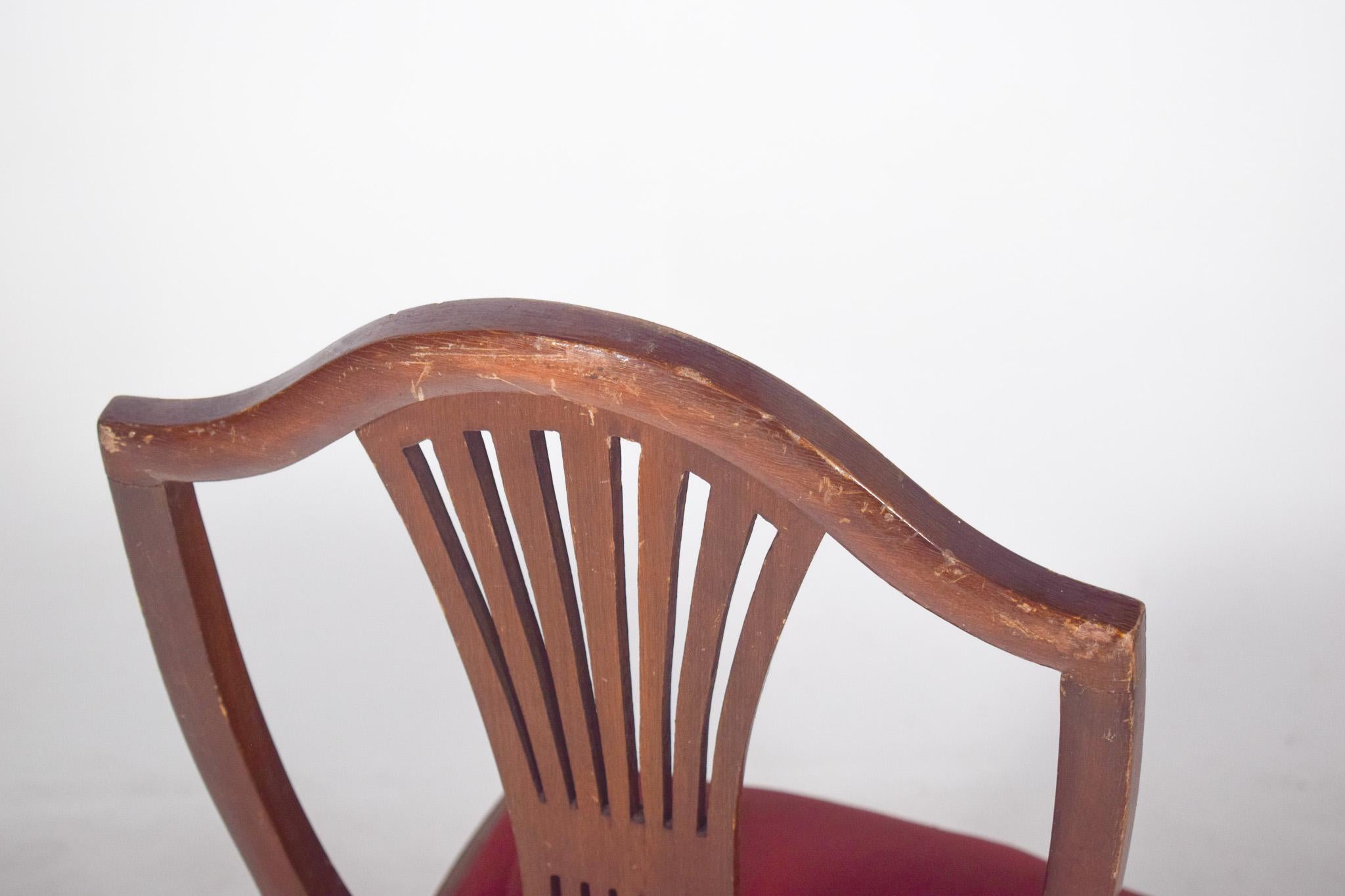 Sedia in stile Hepplewhite del XIX secolo con rivestimento rosso in vendita 1