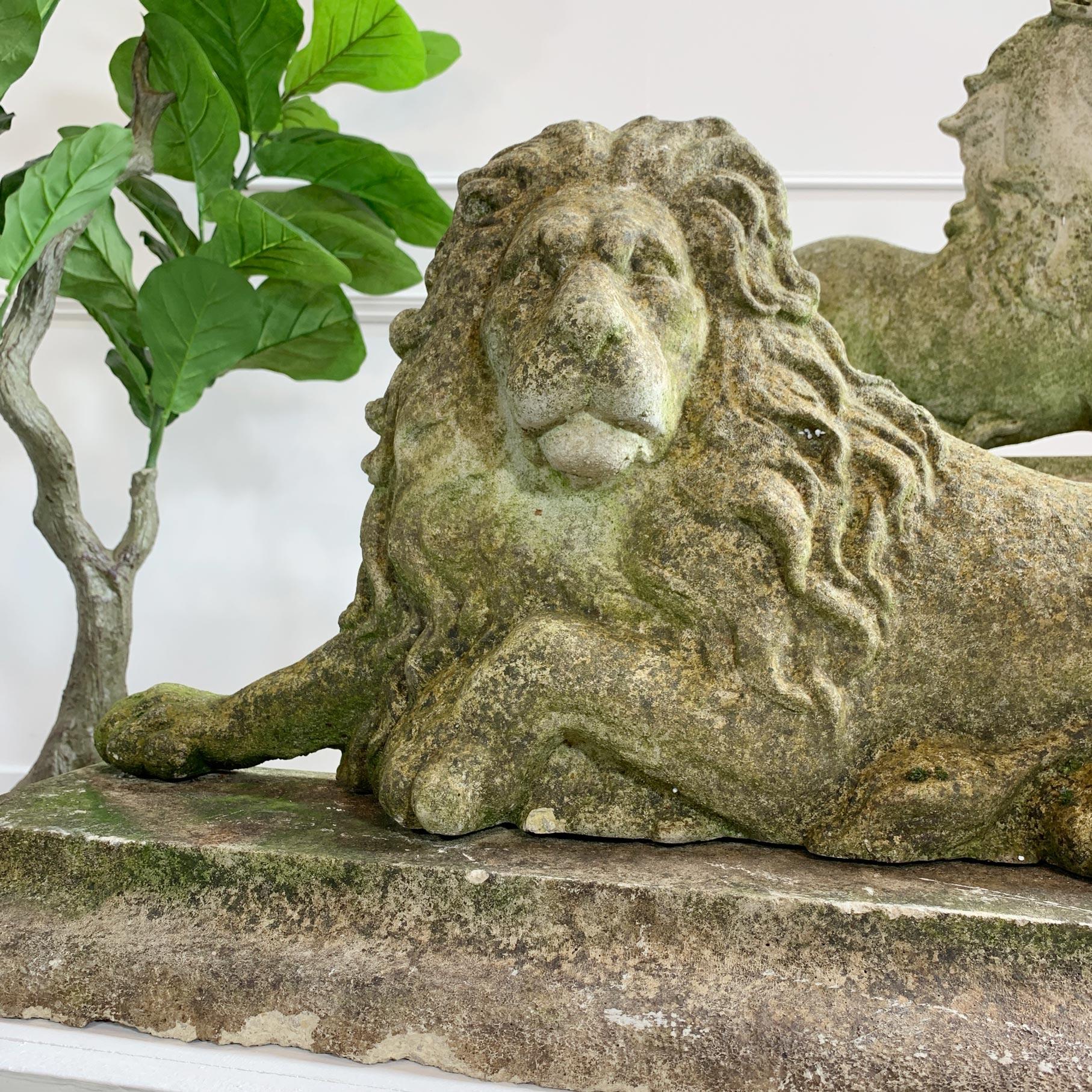 English 19th Century Heraldic Lion and Unicorn Statues For Sale