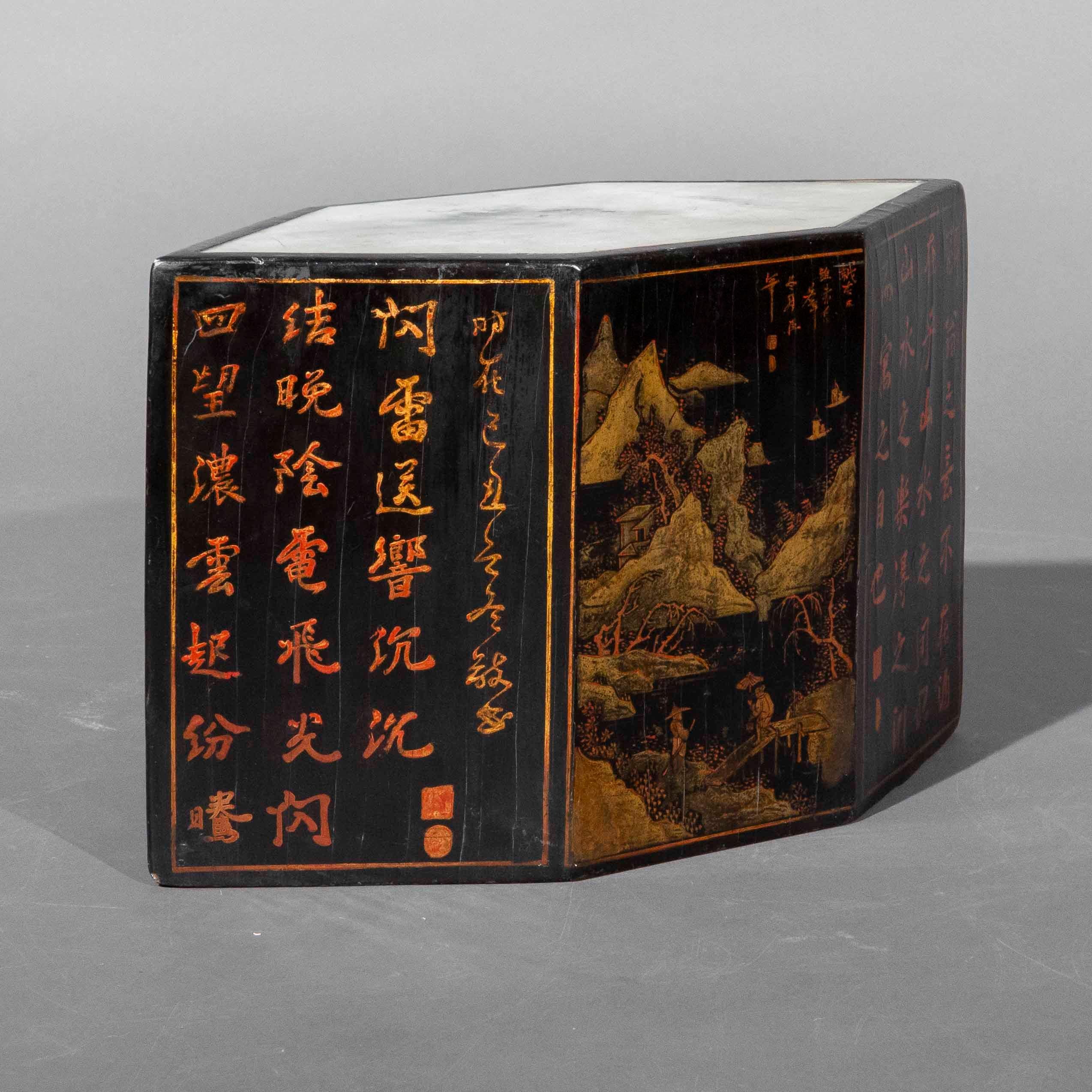Stand Hexagonal Chinoiserie du 19ème siècle en vente 4