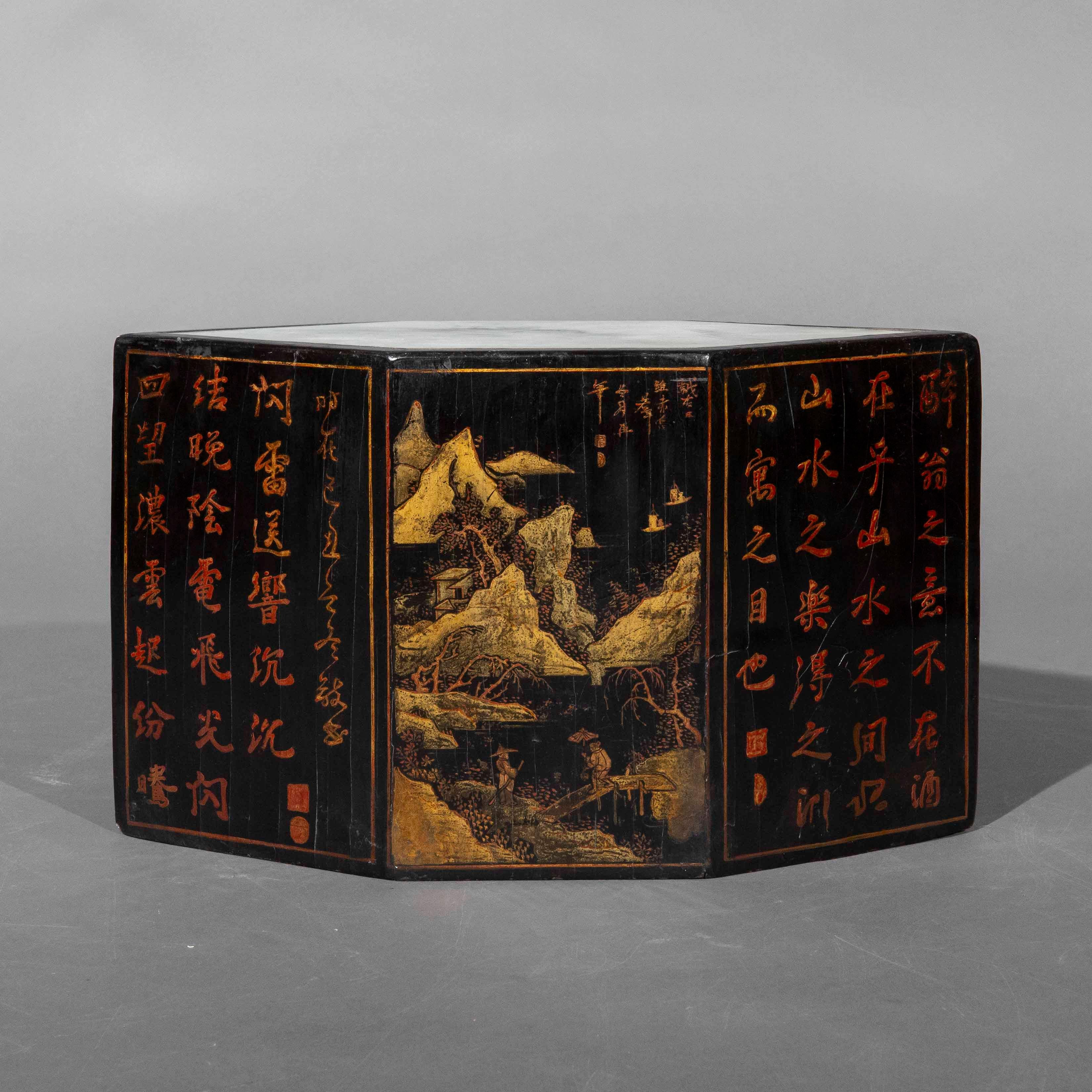 Stand Hexagonal Chinoiserie du 19ème siècle en vente 5