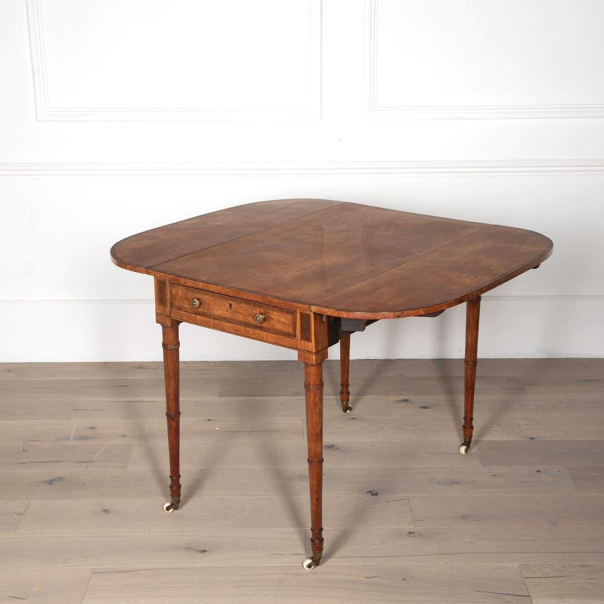 Hochwertiger Pembroke-Tisch aus Satinholz des 19. im Zustand „Gut“ im Angebot in Gloucestershire, GB