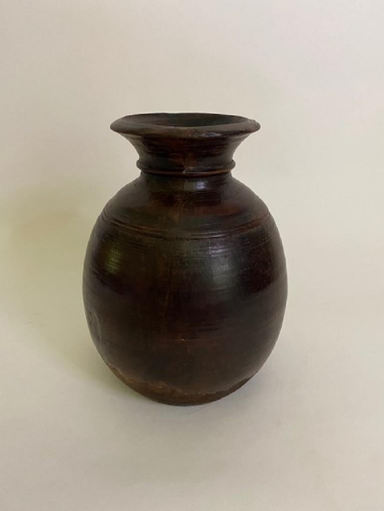 Teak tornito dell'Himalaya del XIX secolo  Vaso in vendita 2