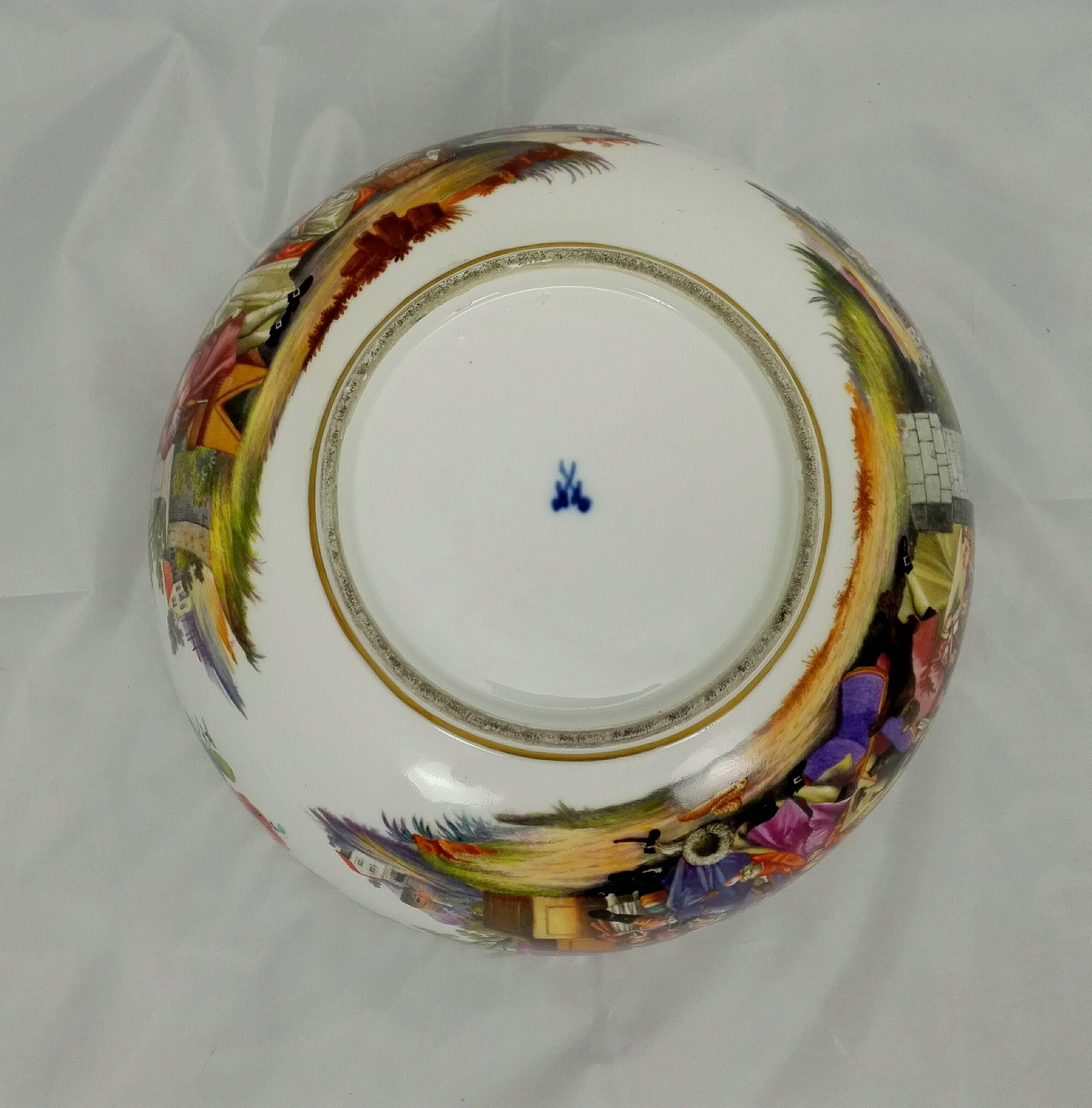19th Century Historismus Painting Meissen Lid Punsch Hardpaste Porcelain Bowl For Sale 5