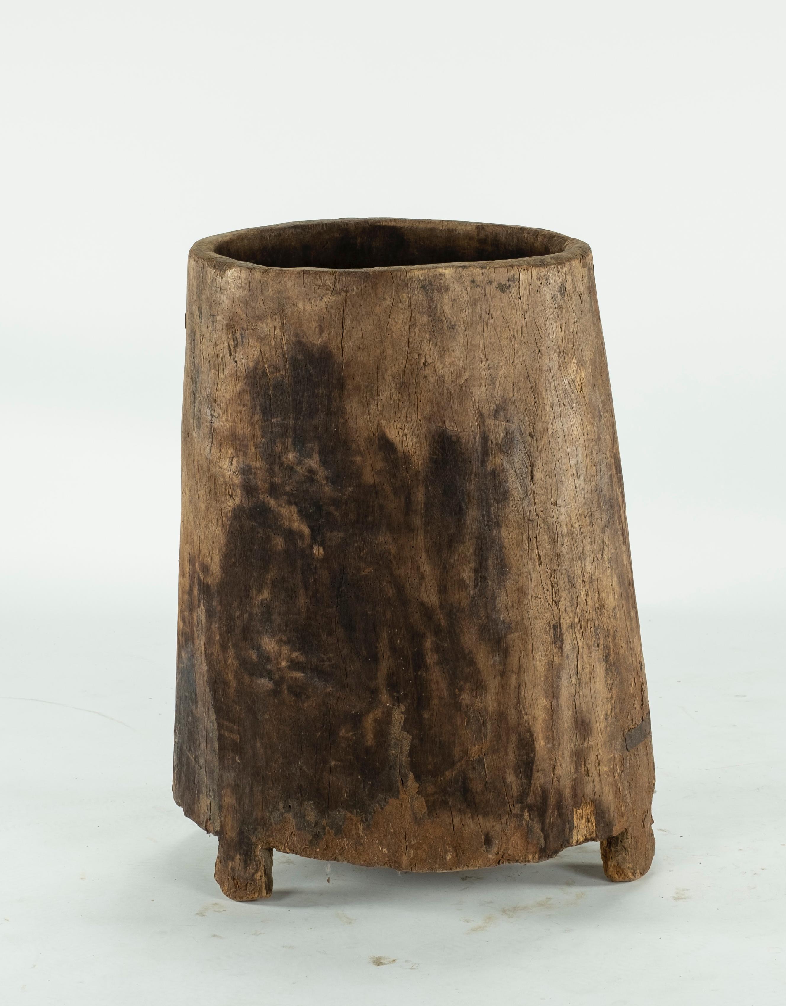 19th Century Hollowed Teak Container In Good Condition In Houston, TX