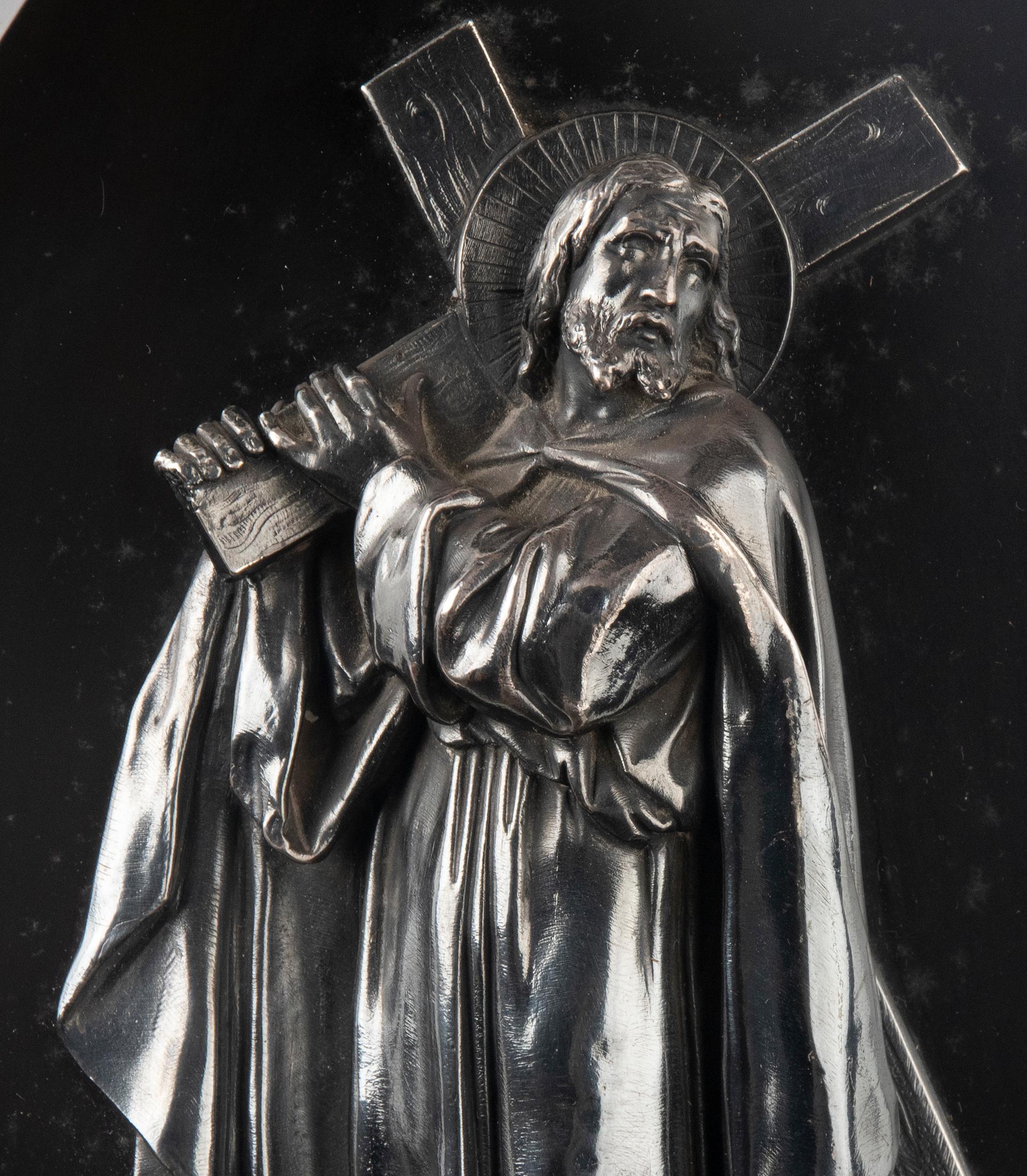19th Century Holy Water Font Depicting Jesus Christ, Silver-Plated Brass In Good Condition In Casteren, Noord-Brabant