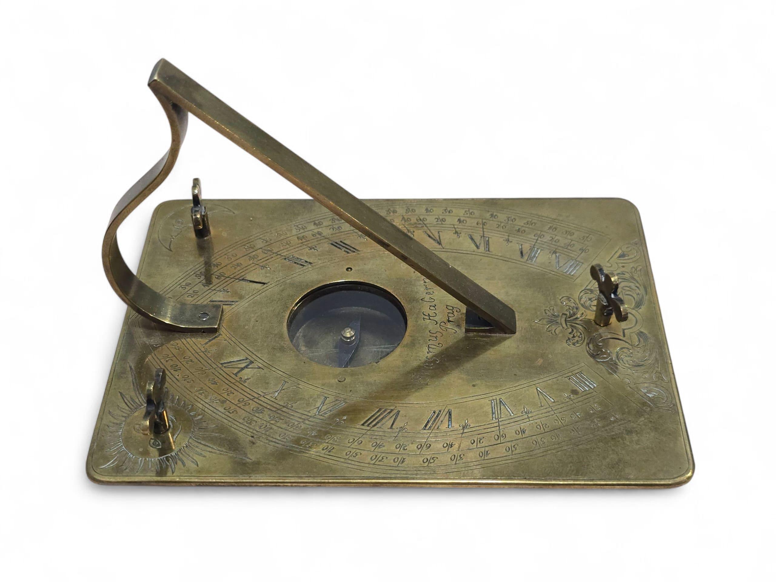 Cadran solaire horizontal en bronze du XIXe siècle d'après Erasmus Habermel en vente 4