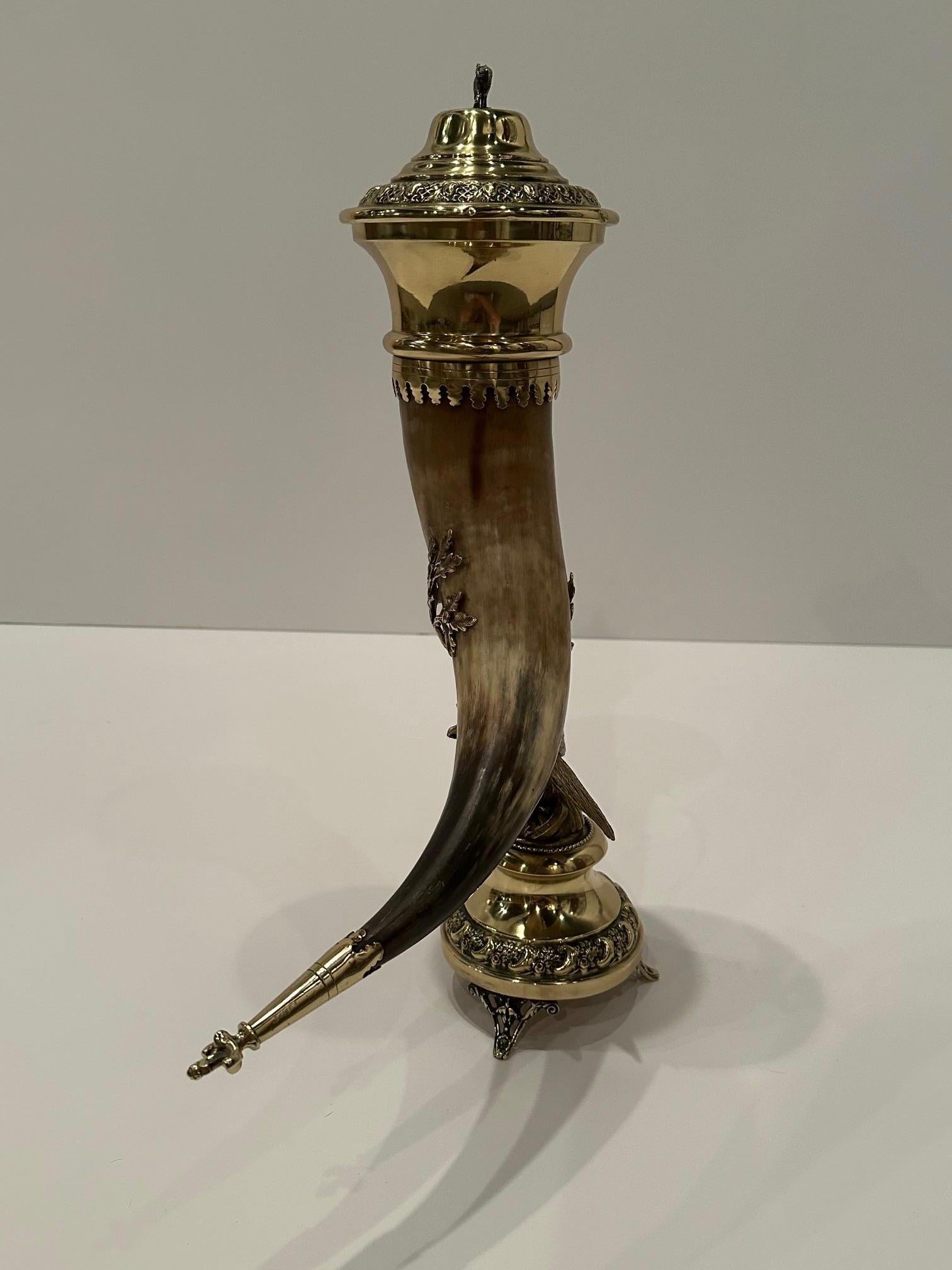19. Jahrhundert Horn & Messing bedeckt Trophäe Cup Accessoire im Angebot 3