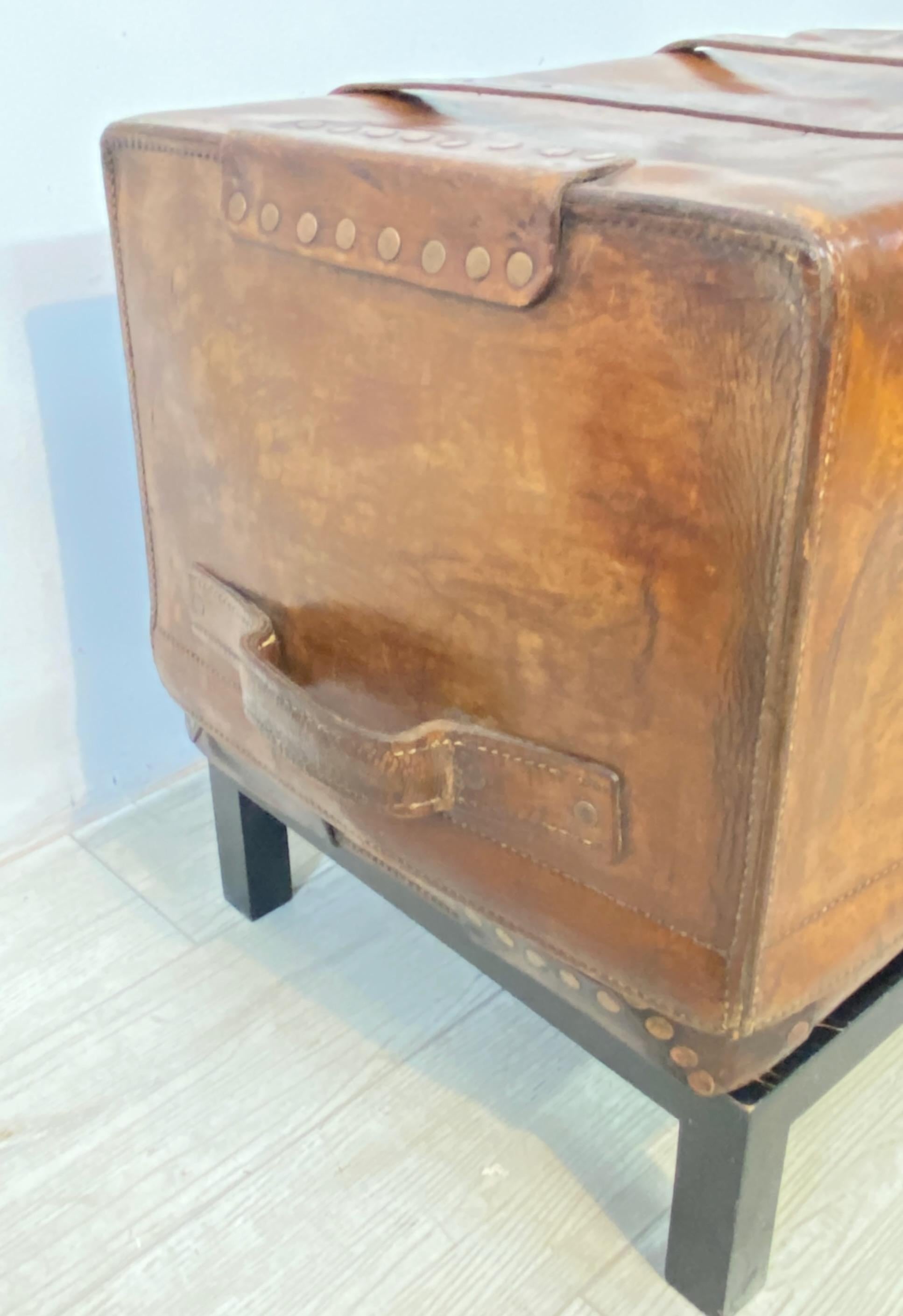 19th Century Horse Hide Leather Carriage Trunk 6
