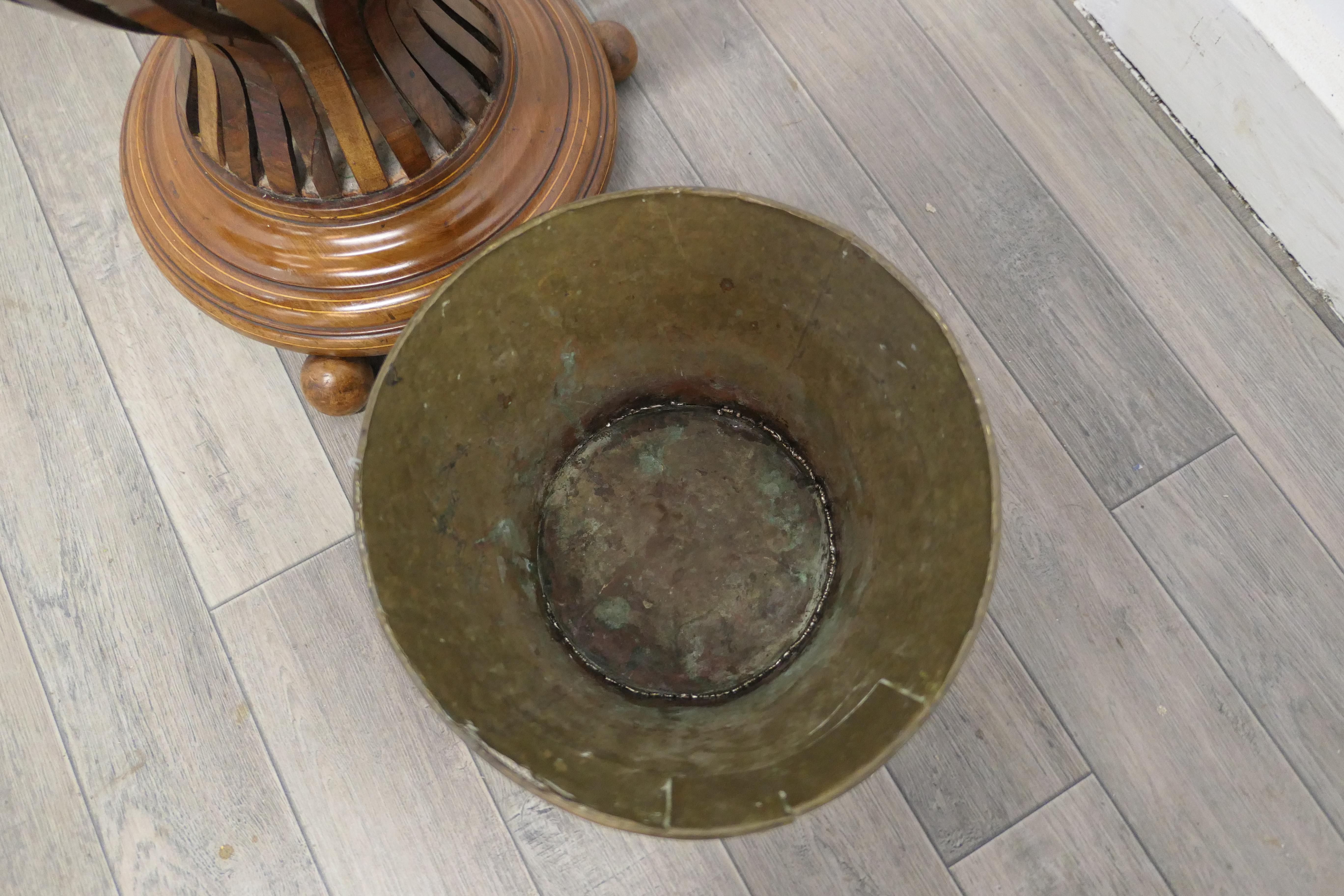 19th Century Hourglass Peat Bucket Planter For Sale 1