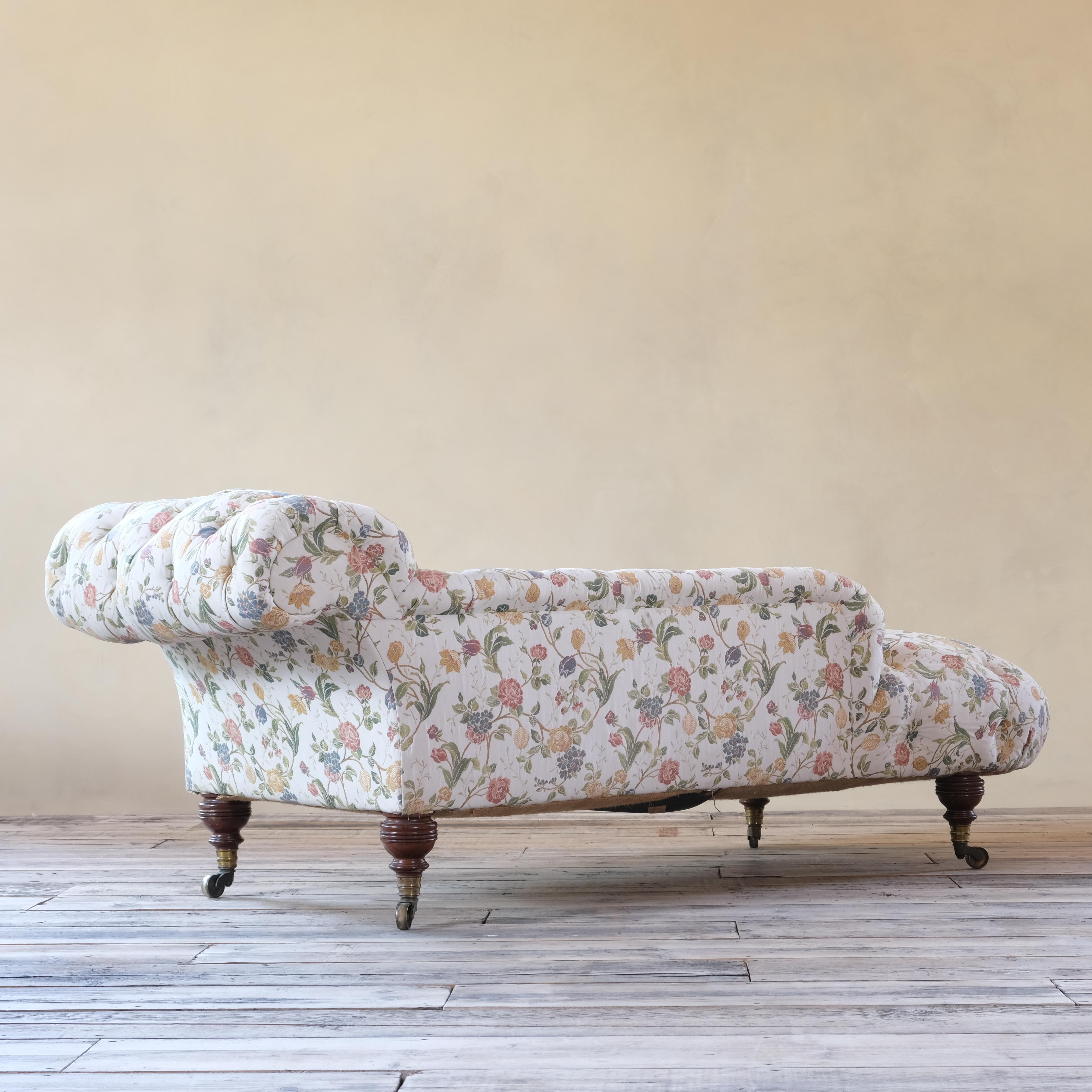 British 19th Century Howard and Sons Chaise Lounge