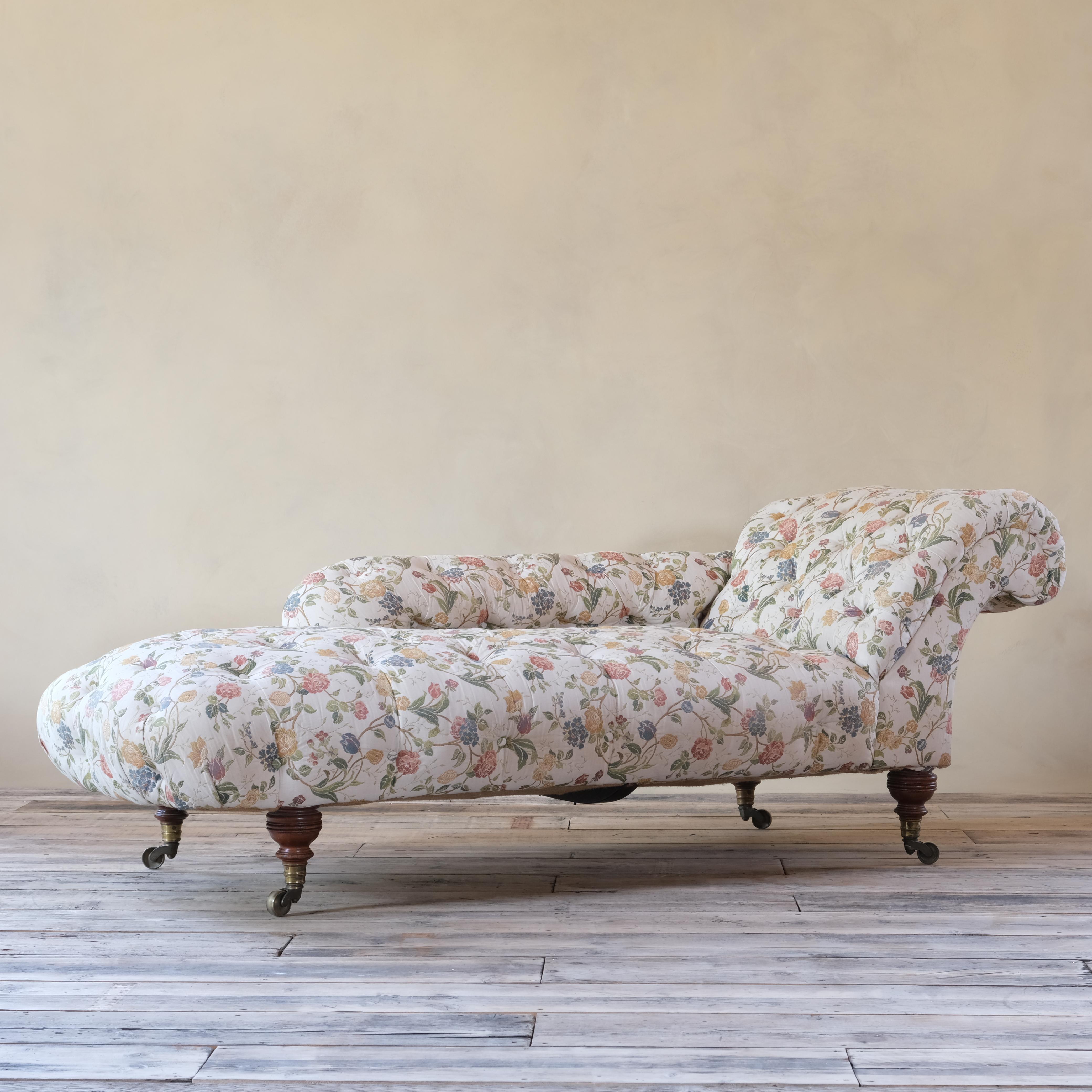 19th Century Howard and Sons Chaise Lounge 1