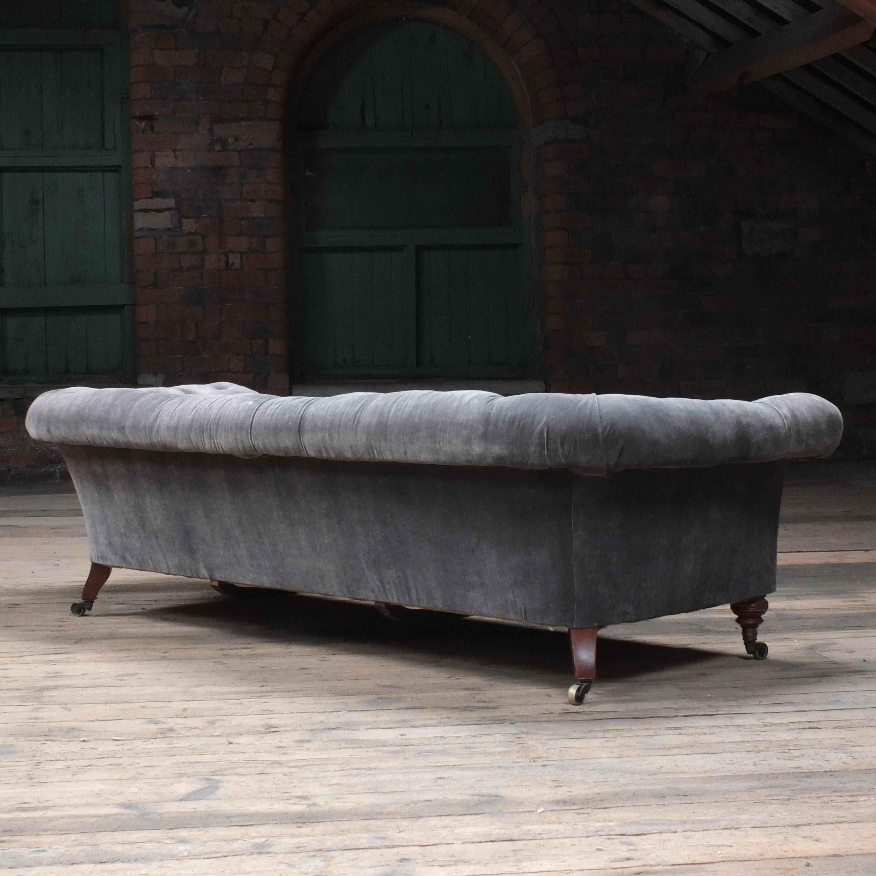 Antique English Chesterfield Sofa by Howard and Sons c1880 (INC UPHOLSTERY In Good Condition In Batley, GB