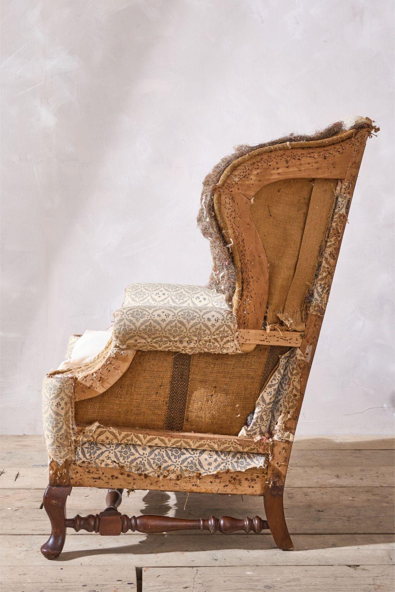 Siglo XIX Sillón Howard and Sons Ennismore Wingback en Bueno estado para la venta en Malton, GB