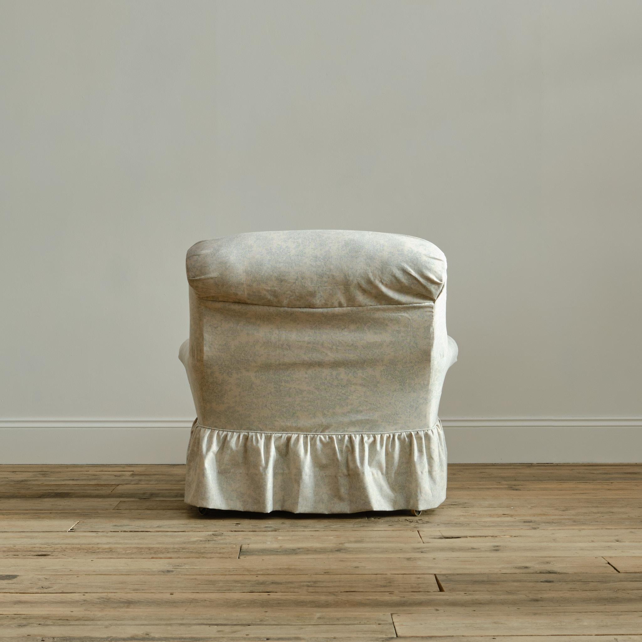 Walnut 19th century Howard & Sons Club Armchair