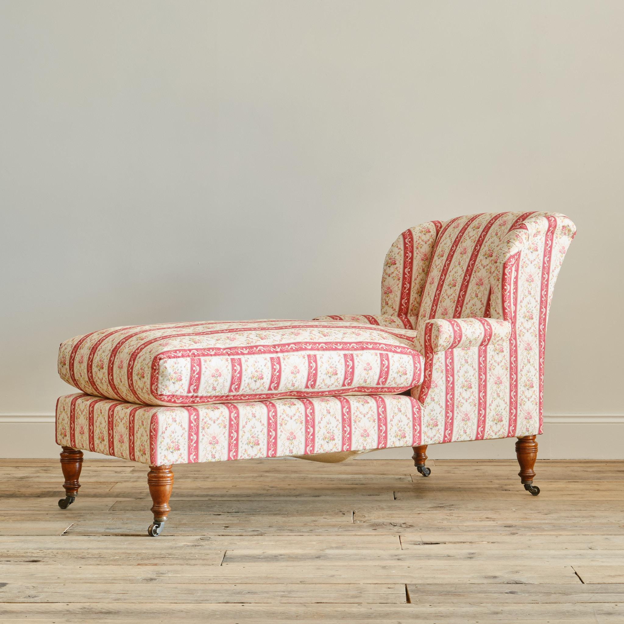 19th Century Howard & Sons Daybed Nogal en venta