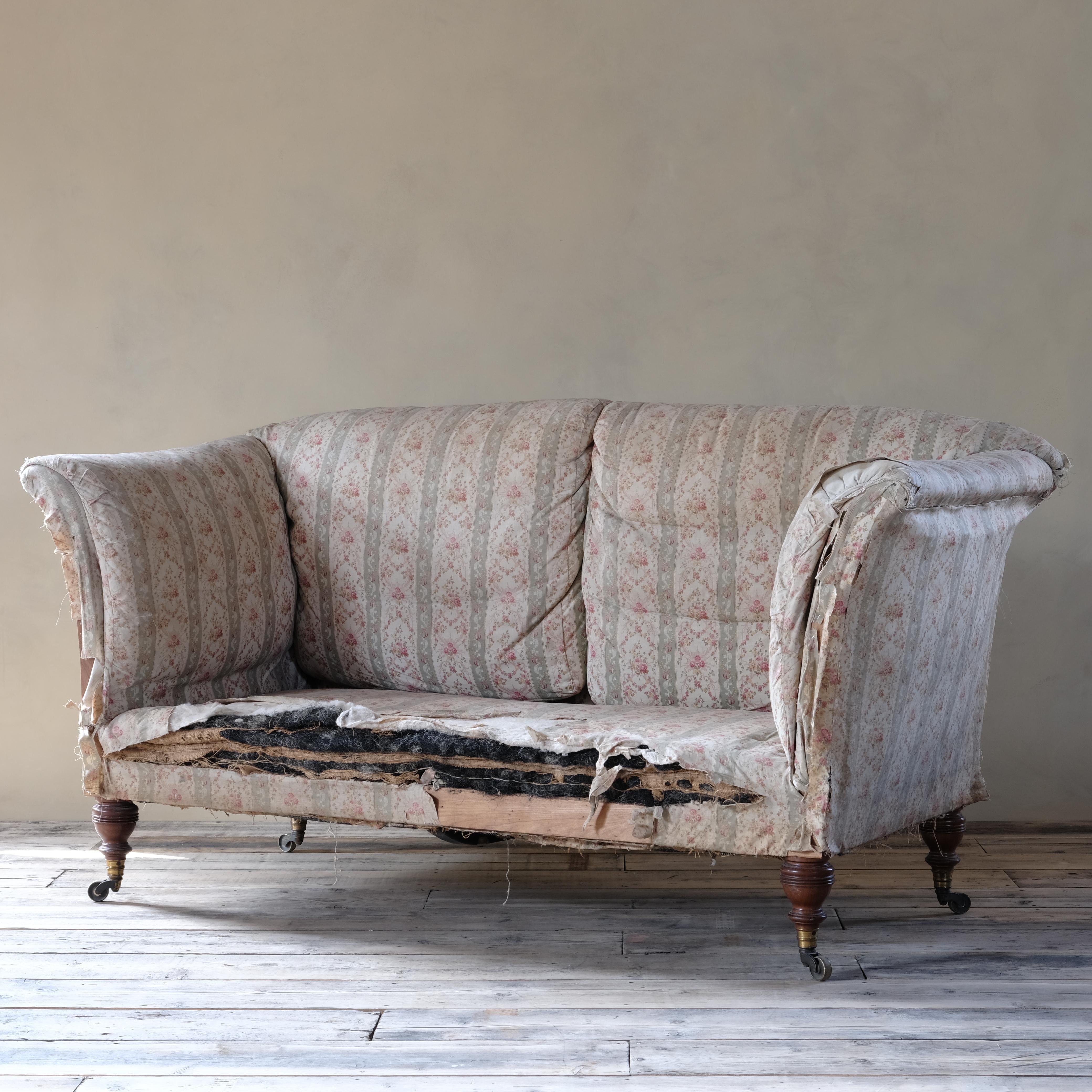 Howard & Sons Grantley Sofa, 19. Jahrhundert, um 1880 im Angebot 1