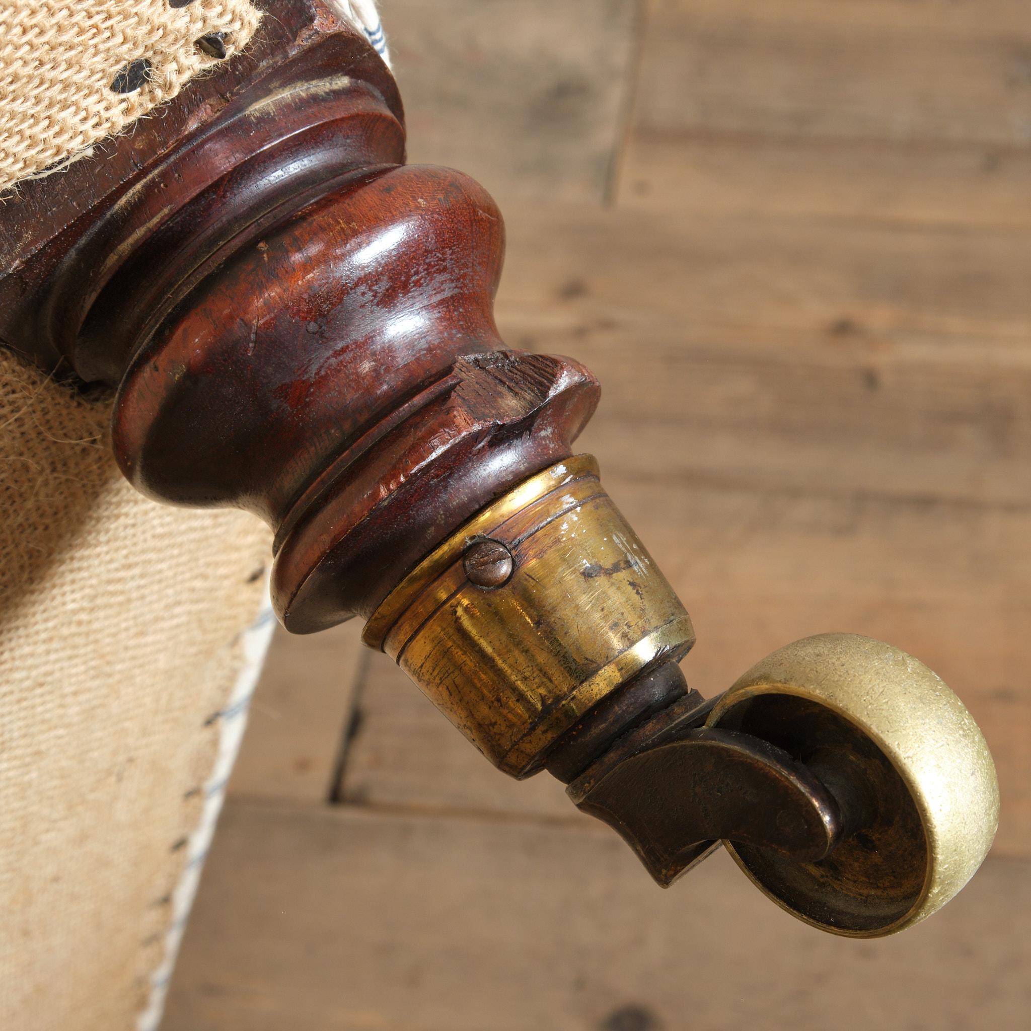 19. Jahrhundert Howard-Stil Club Sessel c1860 im Angebot 5