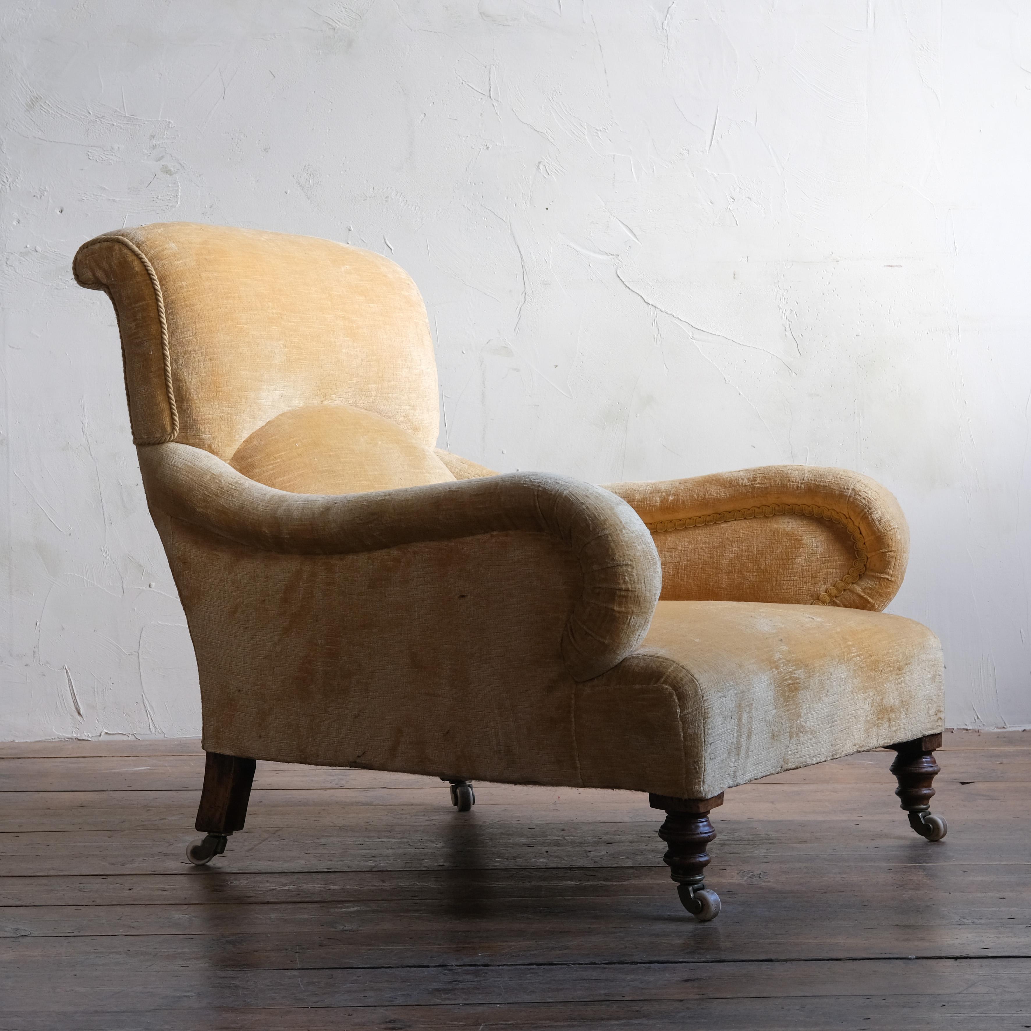 A late 19th century deep seated country house armchair raised on turned legs and the original brass casters. Structurally firm and the fabric is usable as is however we do offer upholstery should you wish

For upholstery

Measures: 78cm