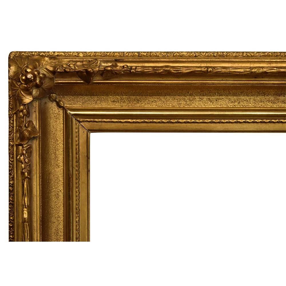 19th Century Hudson river gold 10x13 picture frame

10.5x13 American 1875 Hudson river gold leaf picture frame

Rabbet Dimensions: 10.5