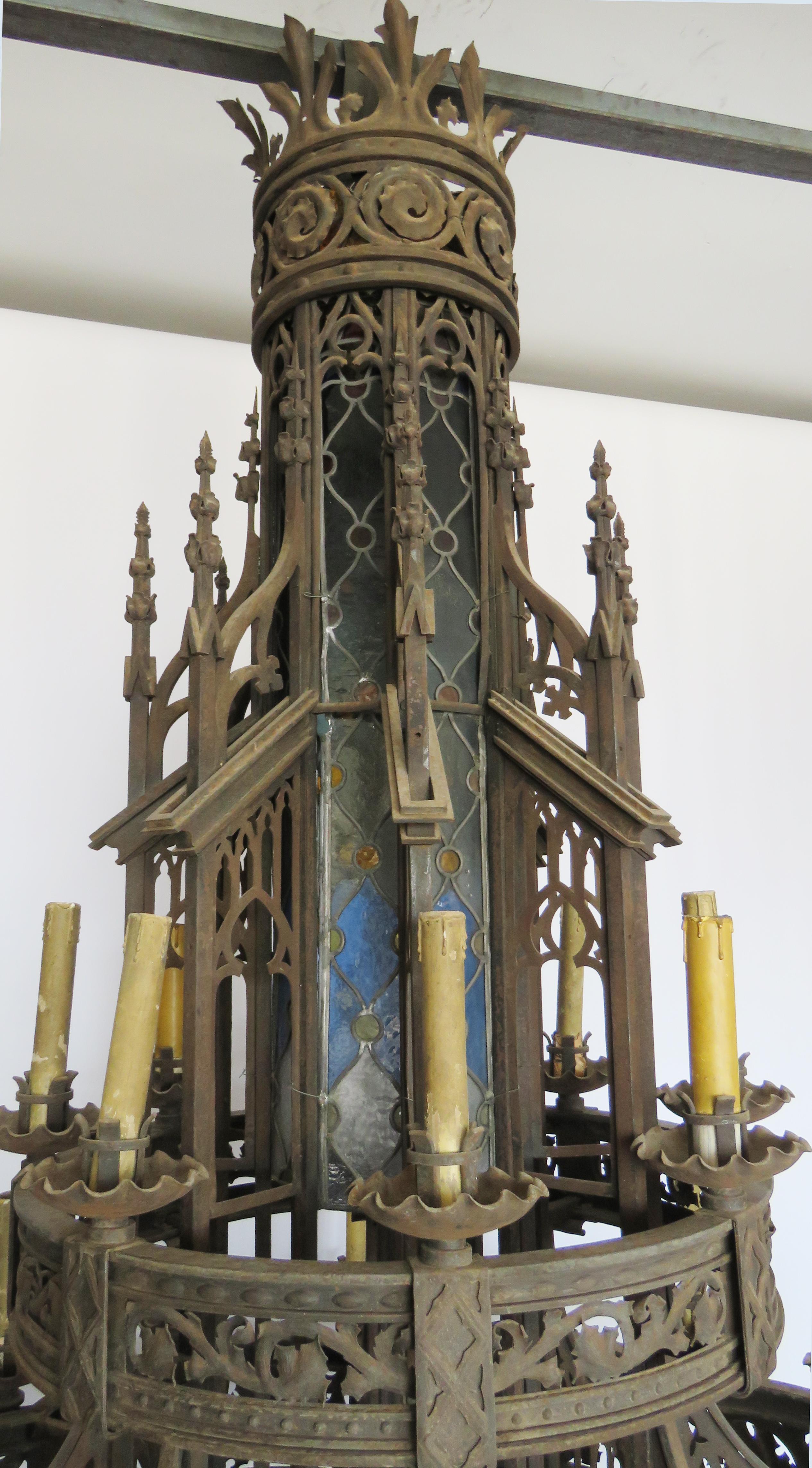19th Century Huge Gothic Iron Chandelier In Good Condition For Sale In Alella, ES