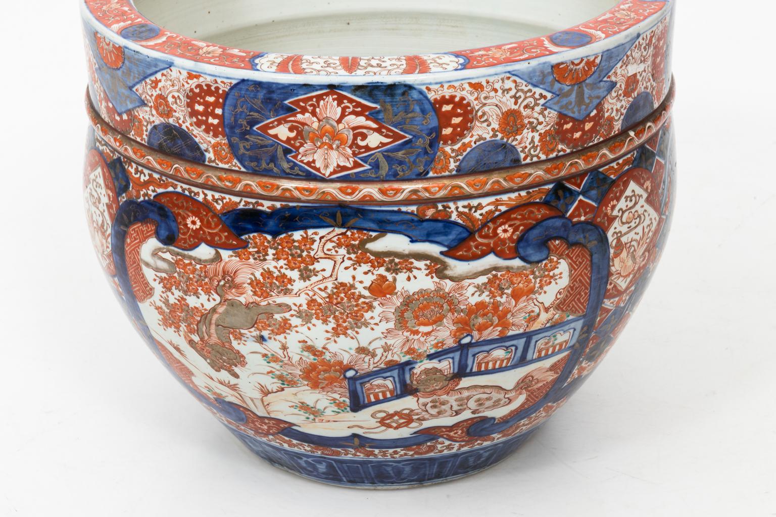 19th Century Imari Cache Pot 1