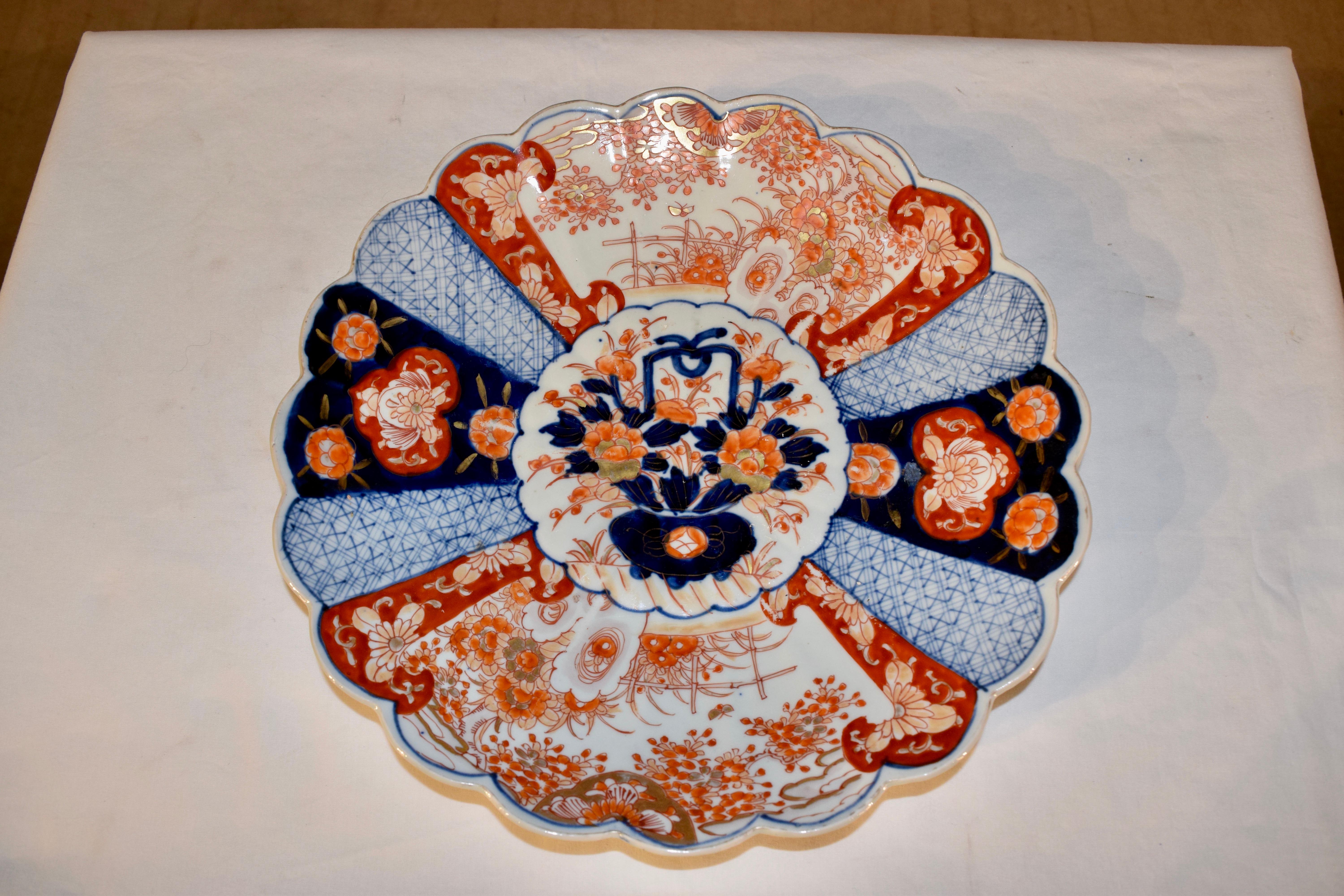 19th Century Imari Charger In Good Condition In High Point, NC