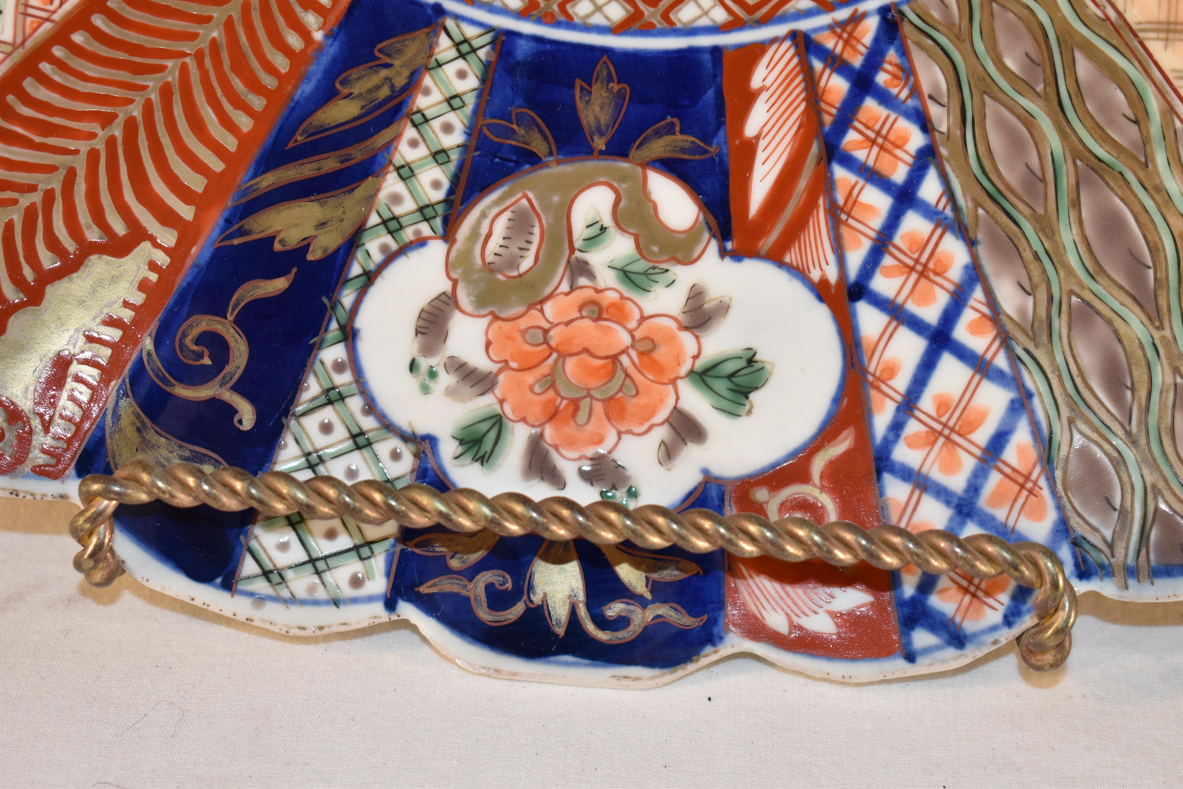 19th Century Imari Charger For Sale 3