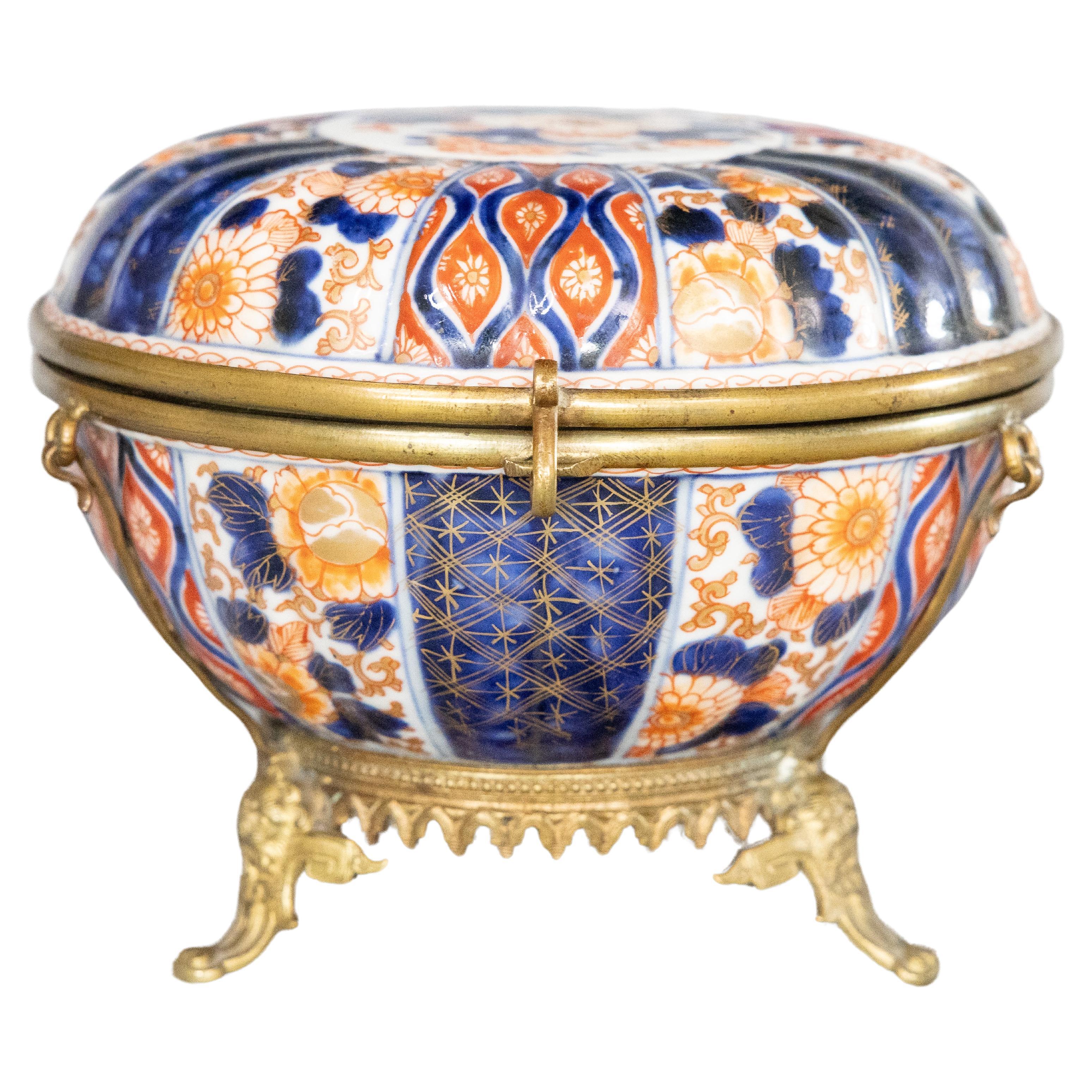 19th Century Imari Porcelain Lidded Bowl Jewelry Box For Sale