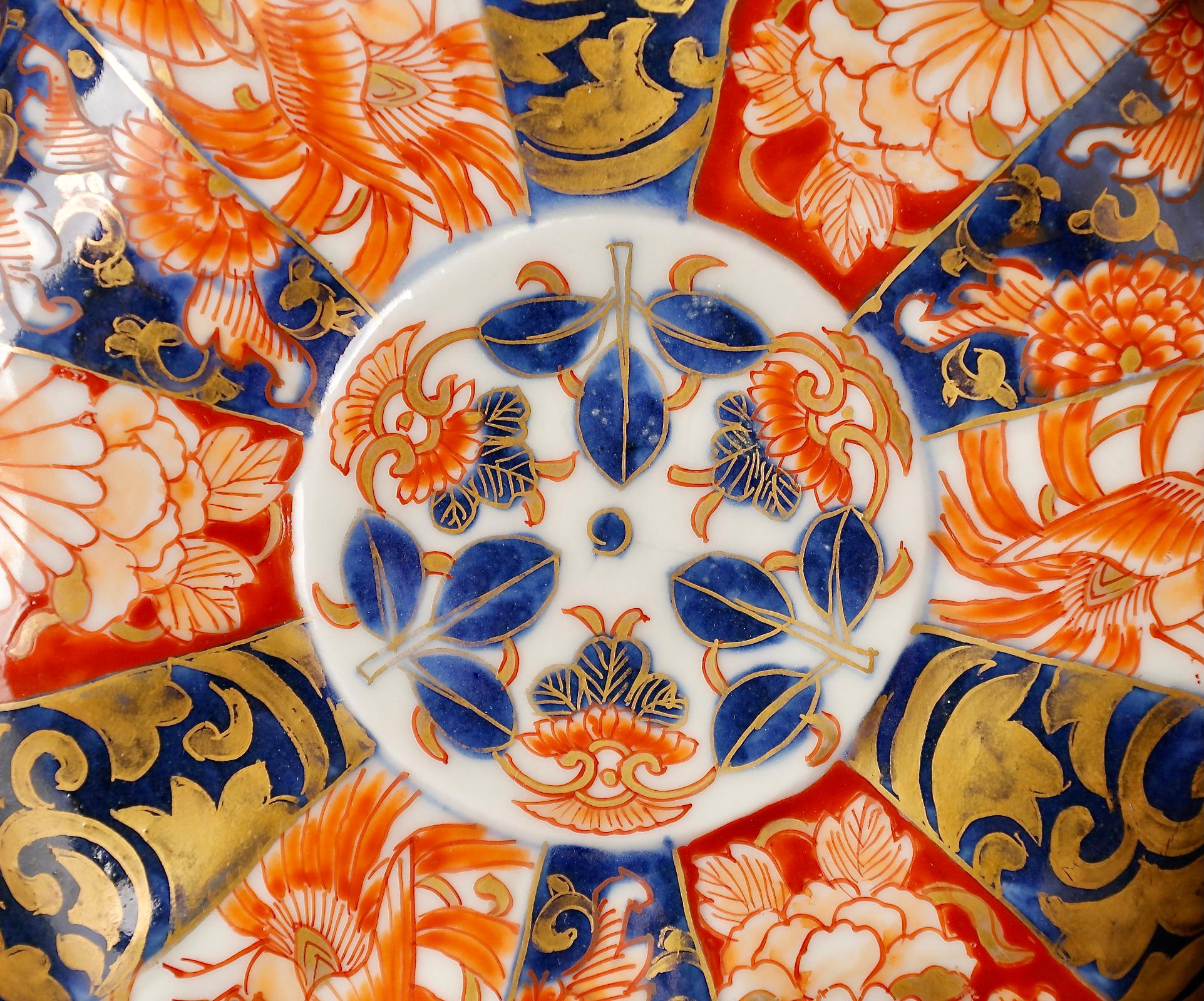 19th Century Imari Porcelain Treasure Box For Sale 1