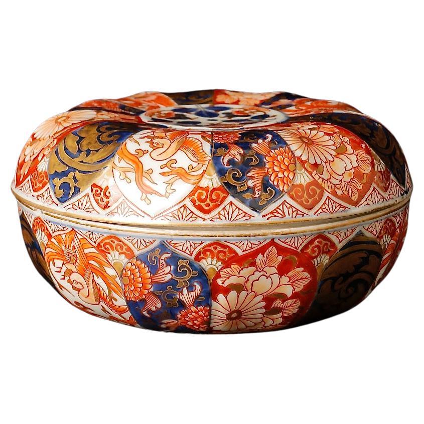 19th Century Imari Porcelain Treasure Box For Sale
