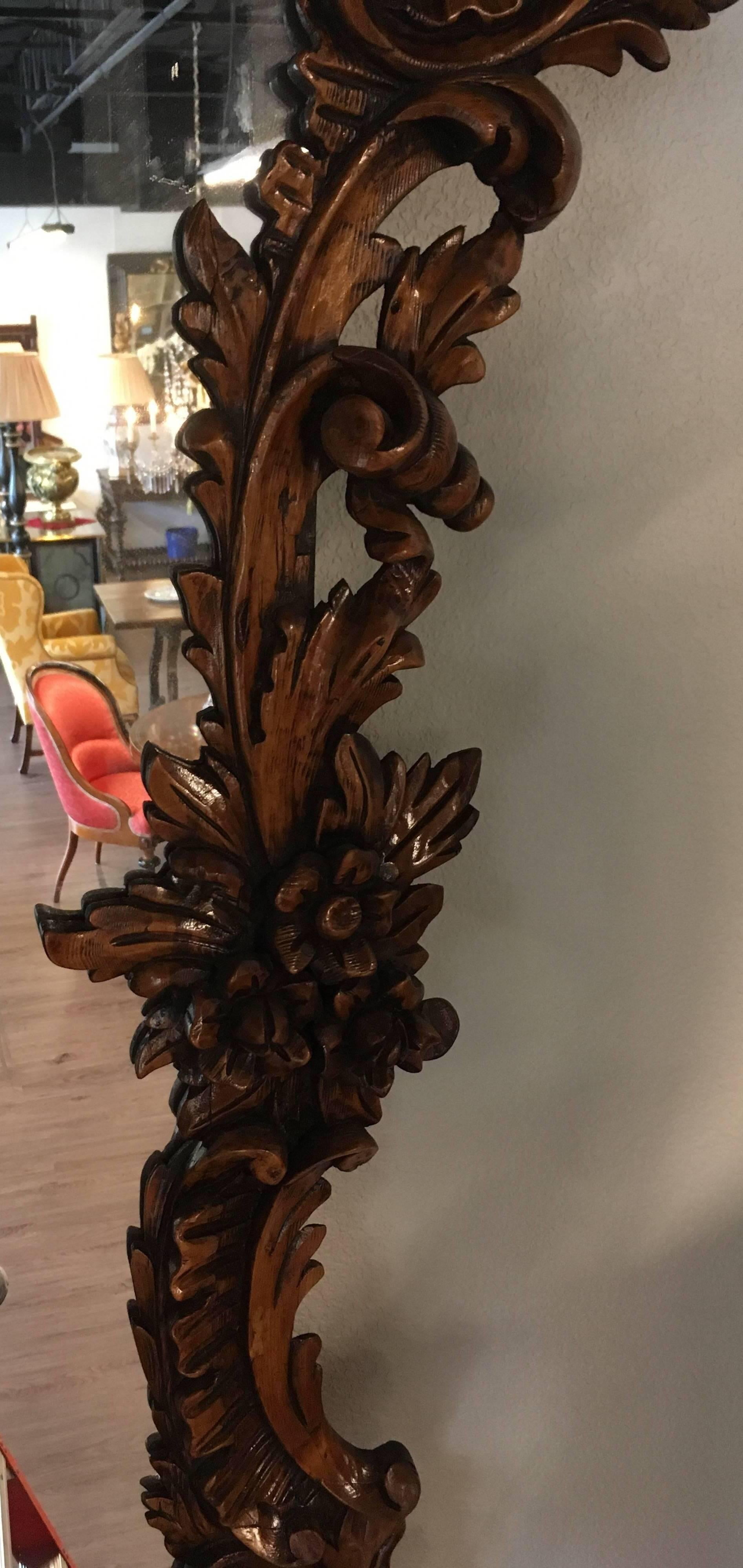 19th Century Impressively Carved Oak Ballroom Mirror in the Flemish Manner In Good Condition For Sale In Farmers Branch, TX