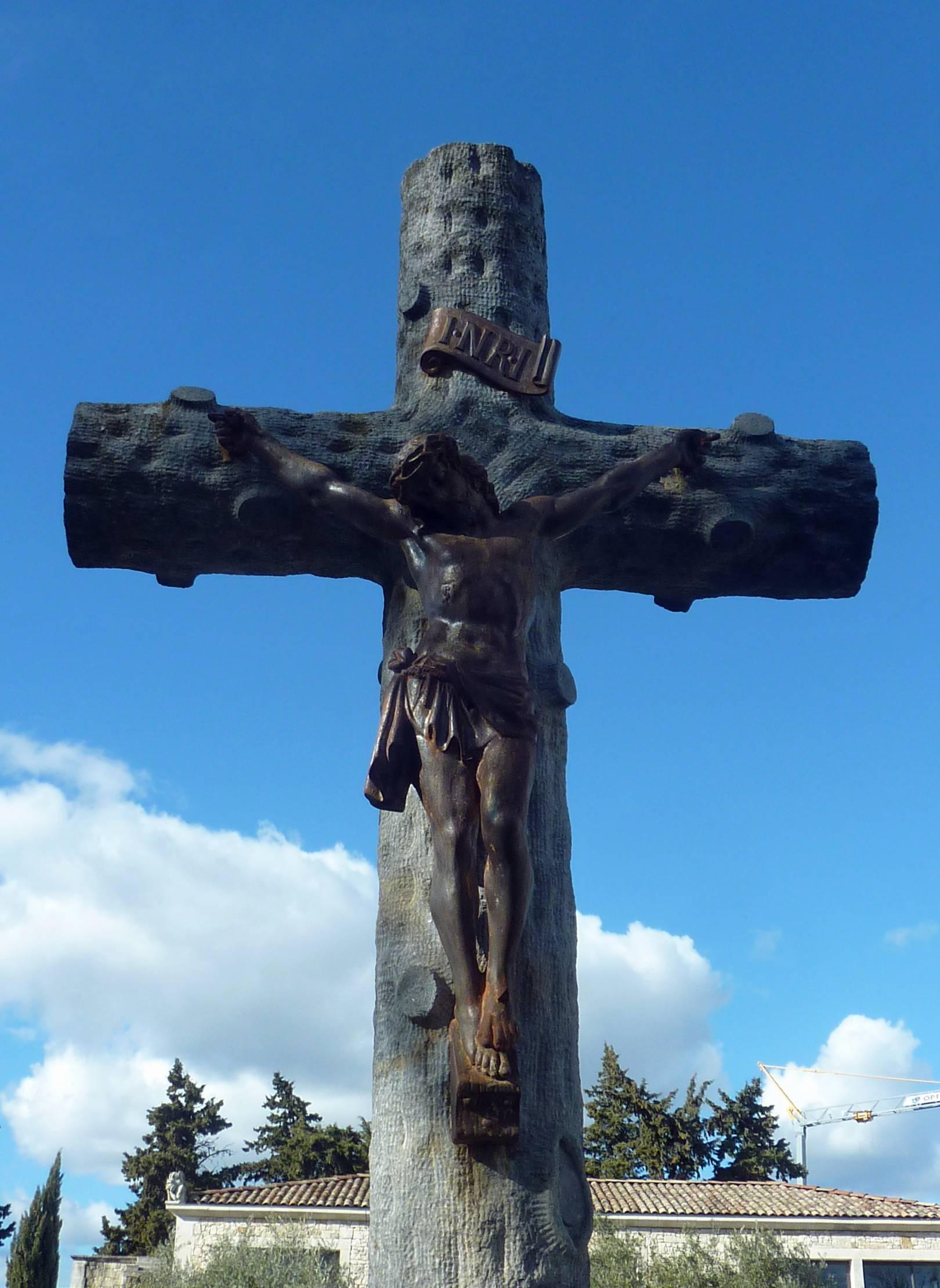 Limestone 19th Century in Jesus-Christ Cross in Natural Stone and Forged Iron, France For Sale