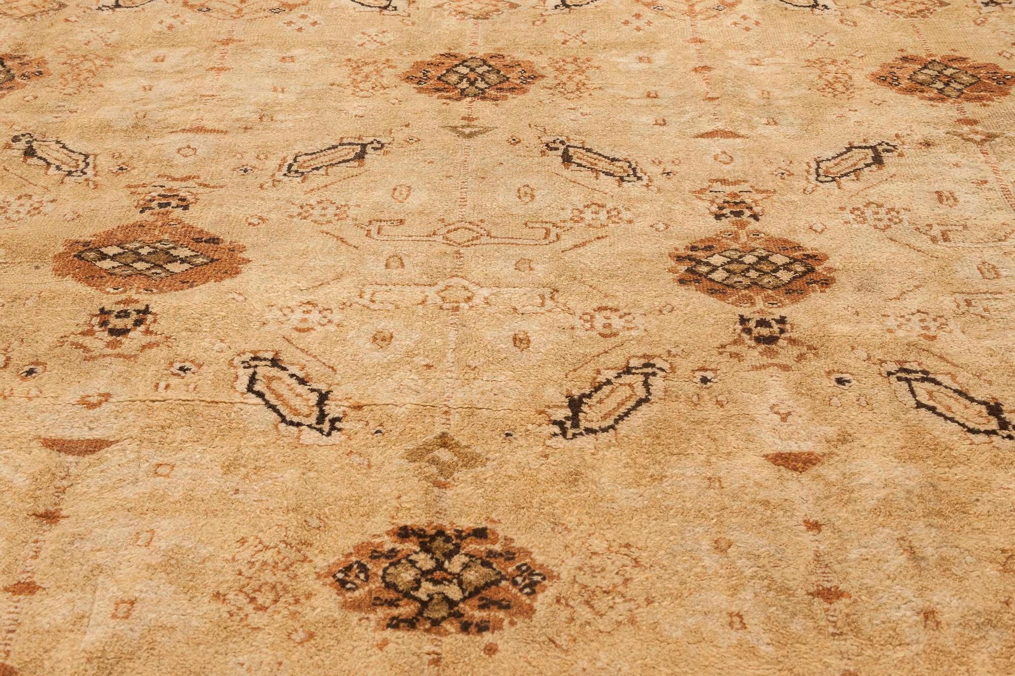 19th Century Indian Agra Rug Size Adjusted In Good Condition For Sale In New York, NY