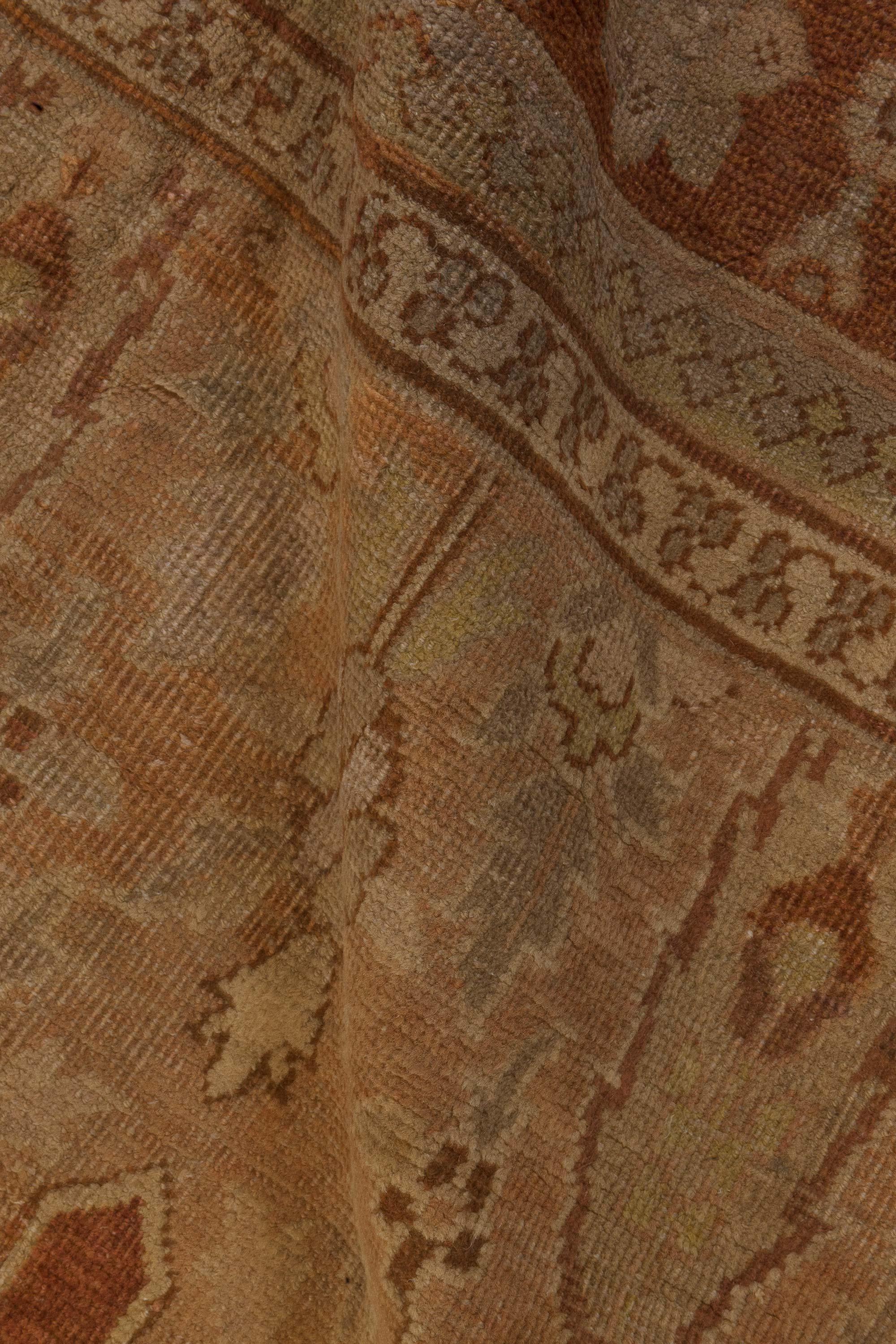 Authentic 19th century Indian Amritsar carpet
Size: 10'0
