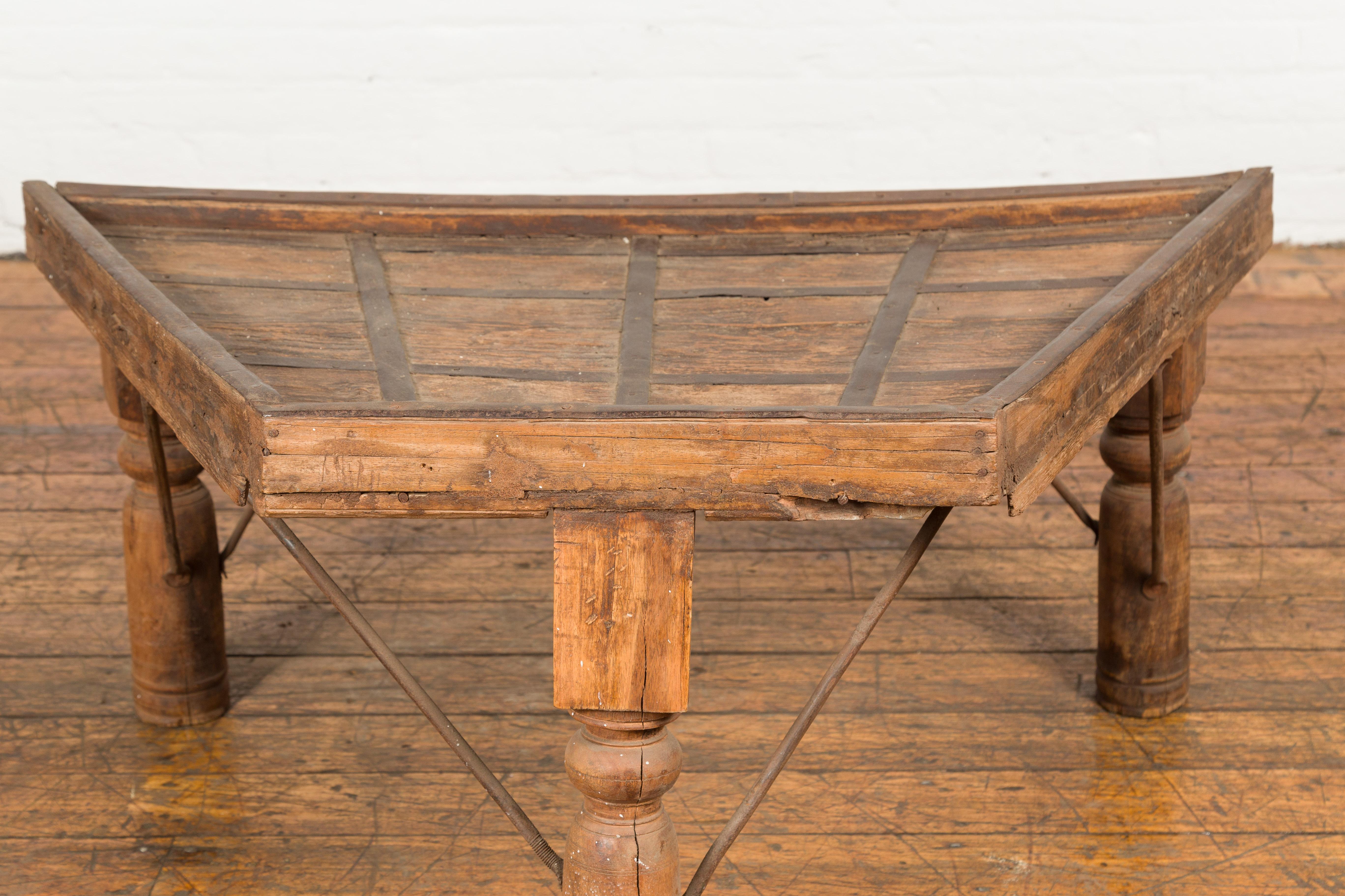 19th Century Indian Bullock Cart Made into a Coffee Table with Iron Details In Good Condition For Sale In Yonkers, NY