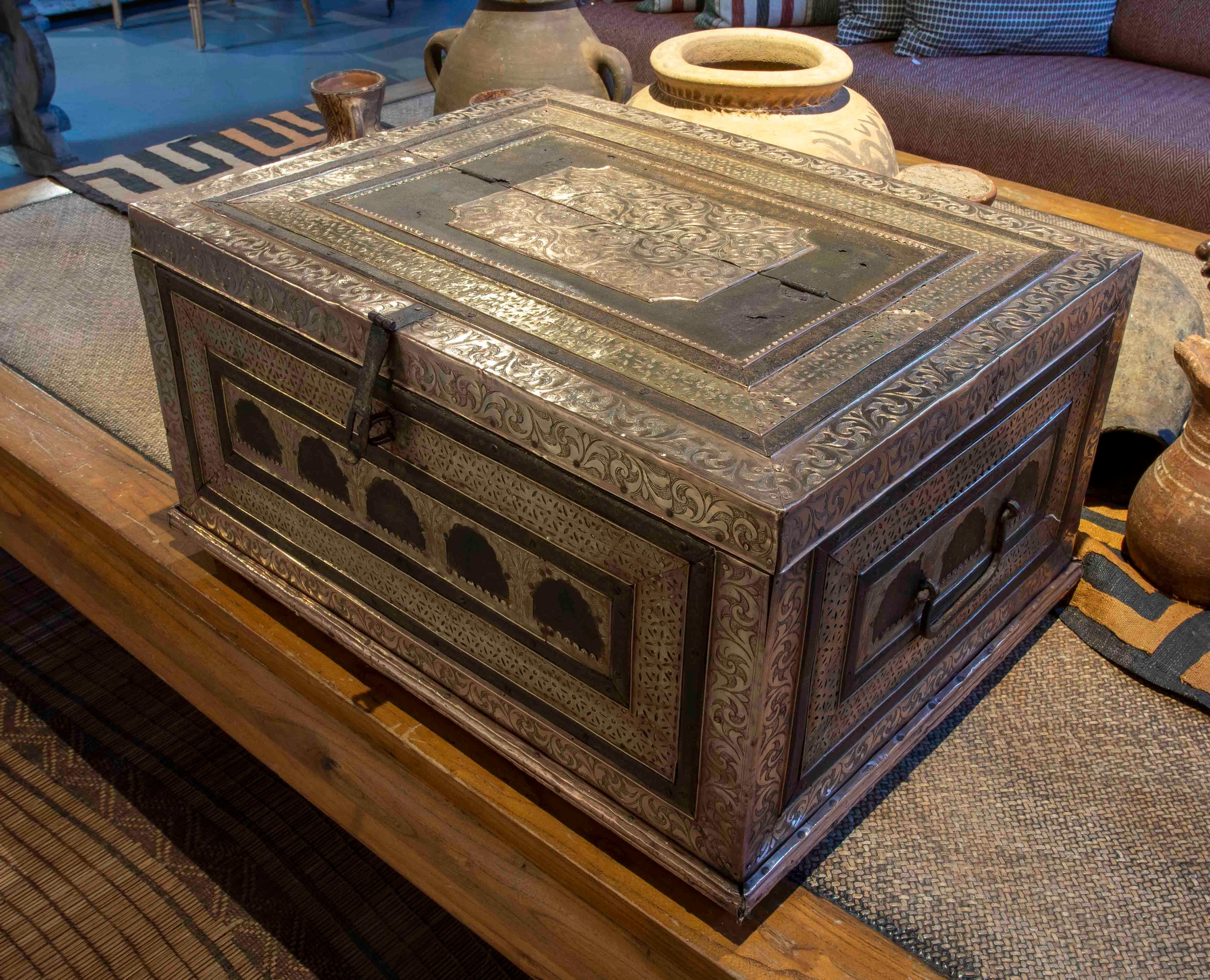 19th Century Indian Chest with Wooden Frame Covered in Embossed Brass  For Sale 11