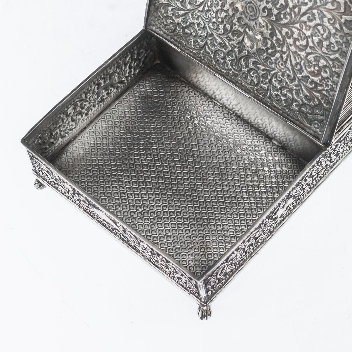 19th Century Indian Colonial Cutch Solid Silver Double Cigar Box, circa 1890 8