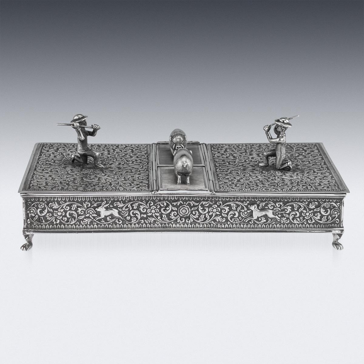 19th Century Indian Colonial Cutch Solid Silver Double Cigar Box, circa 1890 1