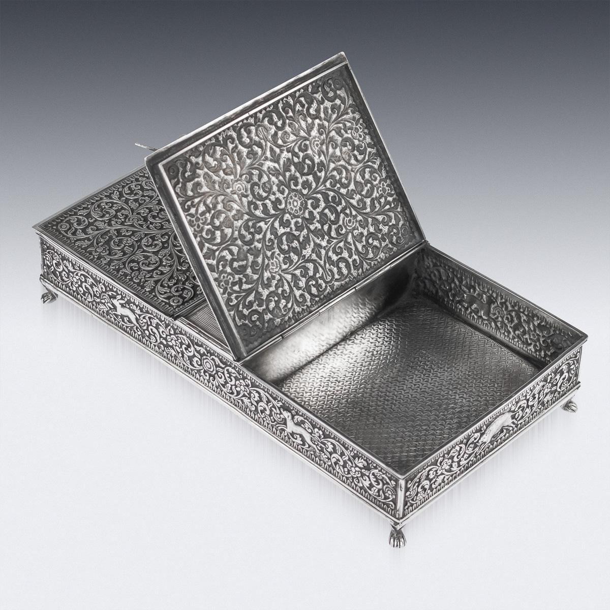 19th Century Indian Colonial Cutch Solid Silver Double Cigar Box, circa 1890 6